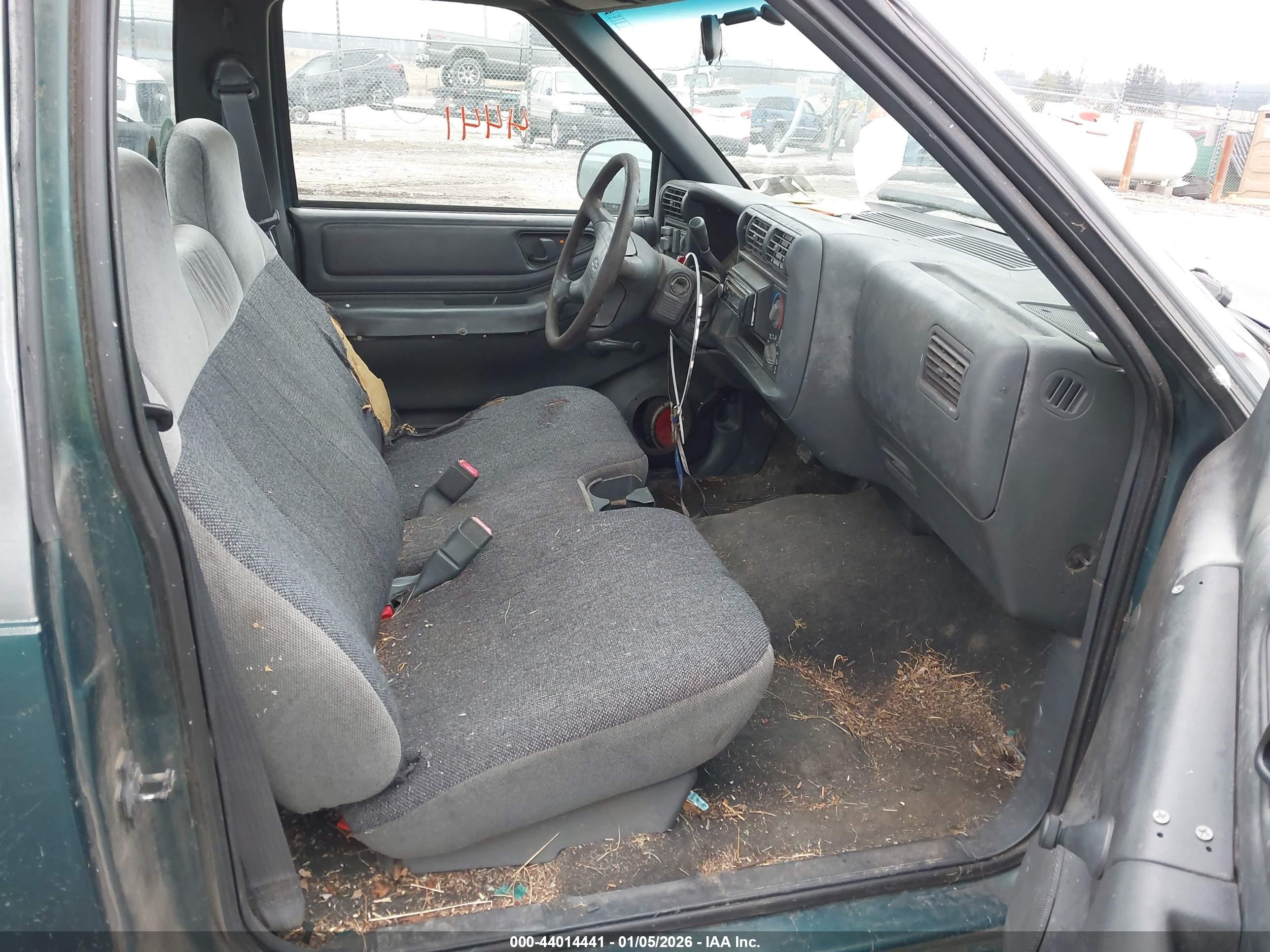 CHEVROLET S-10 image 5