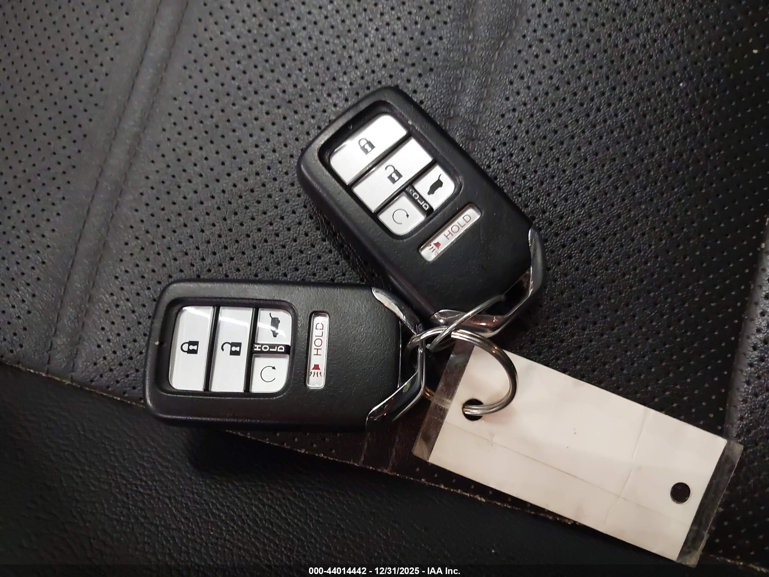 HONDA CR-V image 11