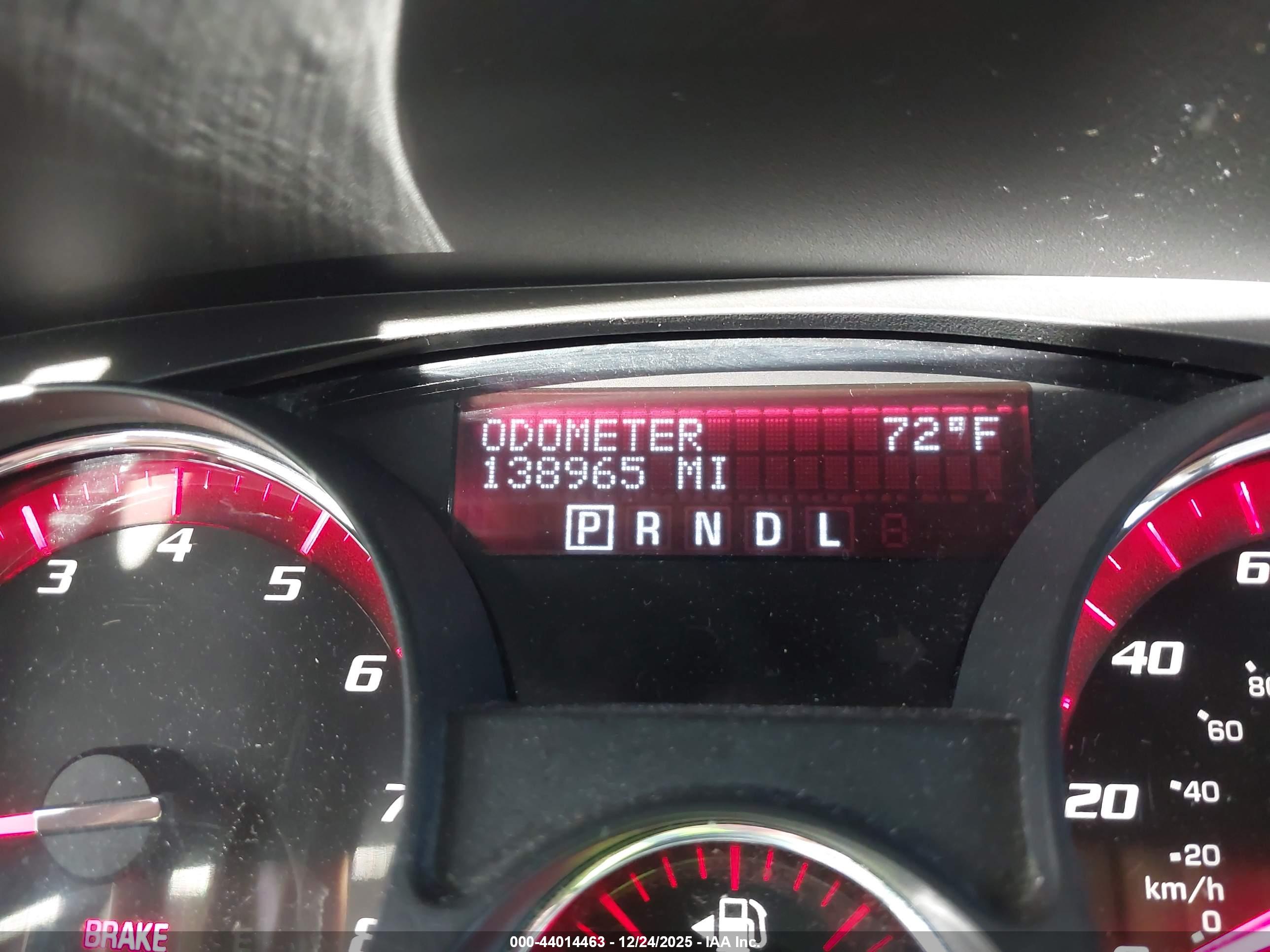 GMC ACADIA image 7