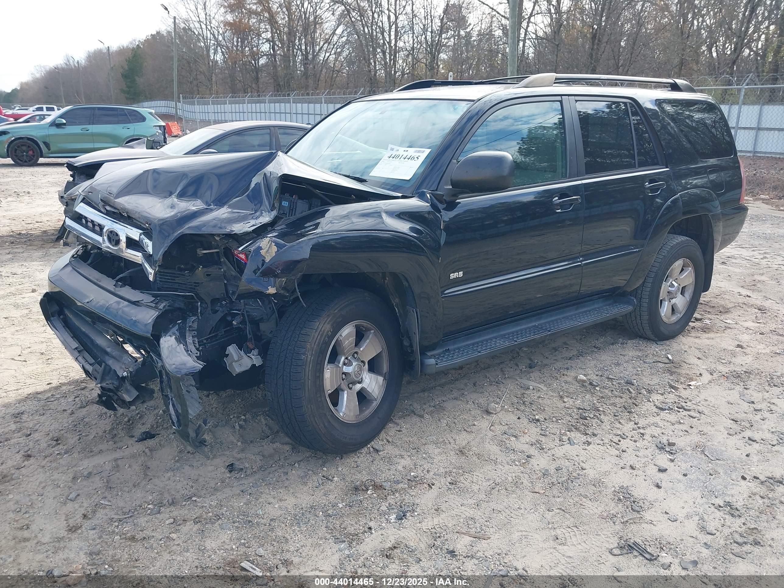 TOYOTA 4RUNNER image 2