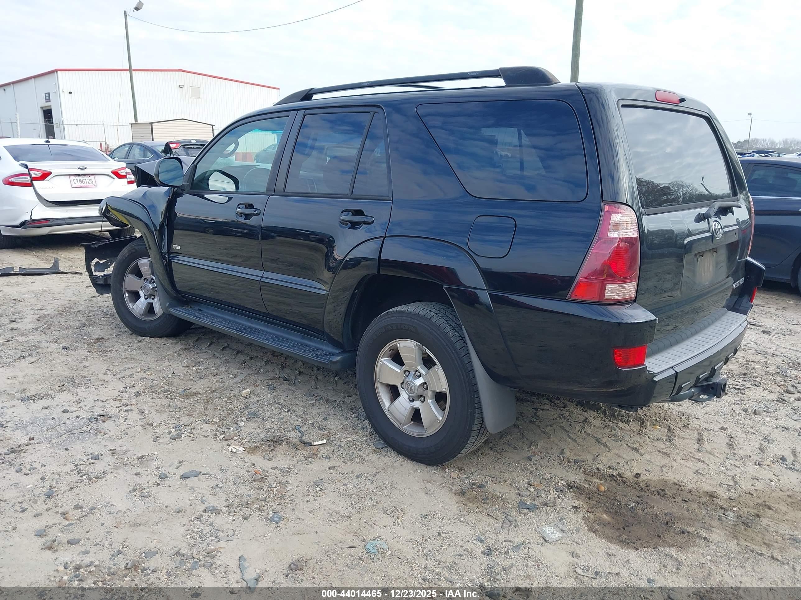 TOYOTA 4RUNNER image 3