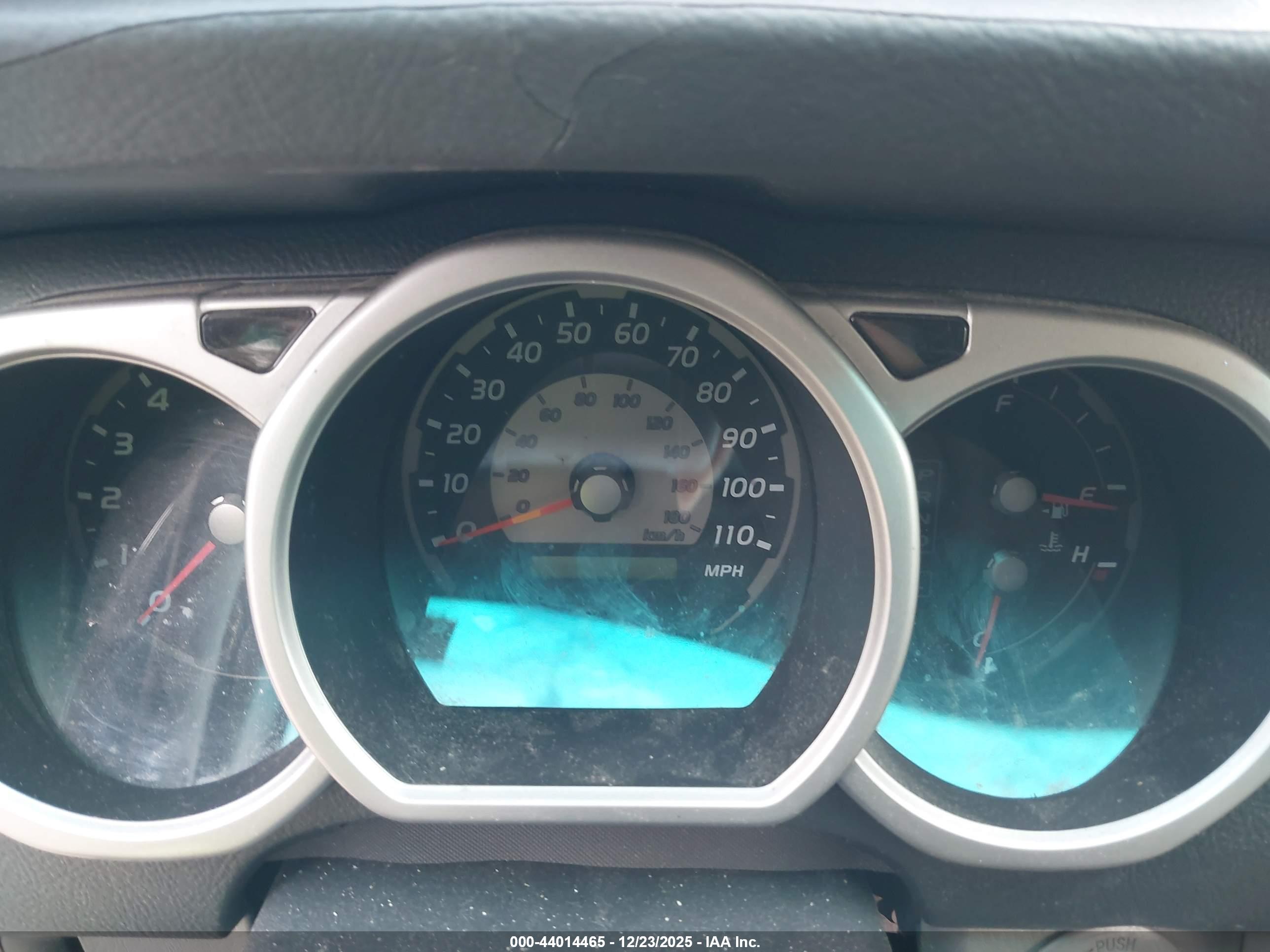 TOYOTA 4RUNNER image 7
