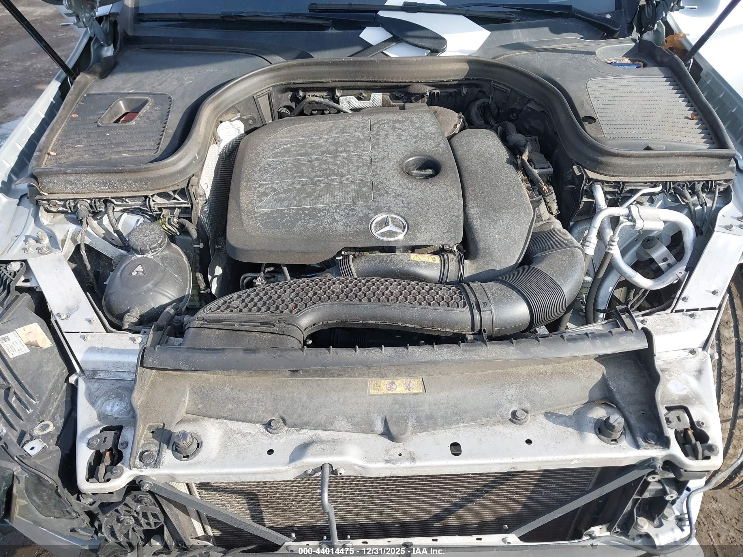 MERCEDES-BENZ GLC image 10