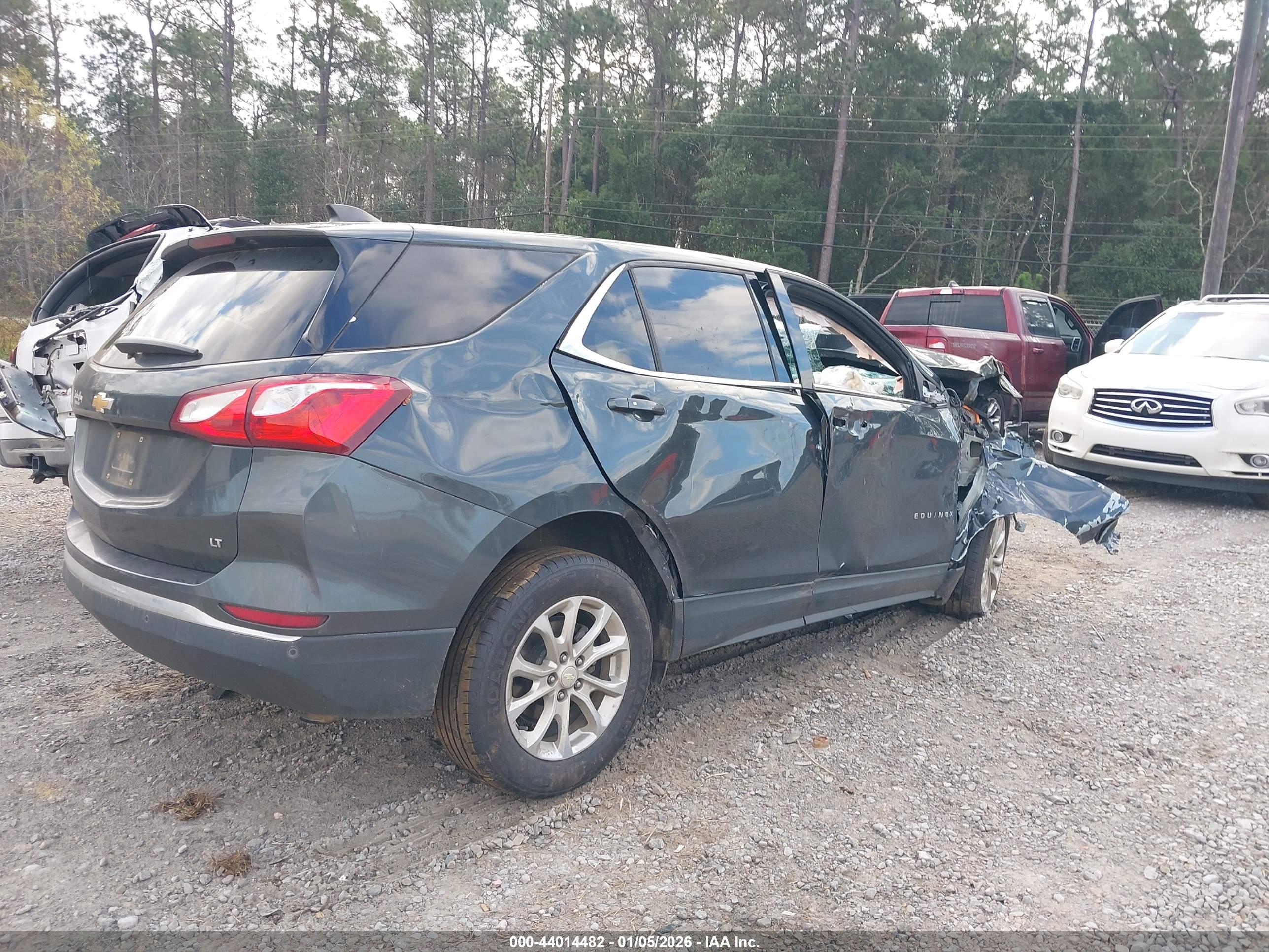 CHEVROLET EQUINOX image 4