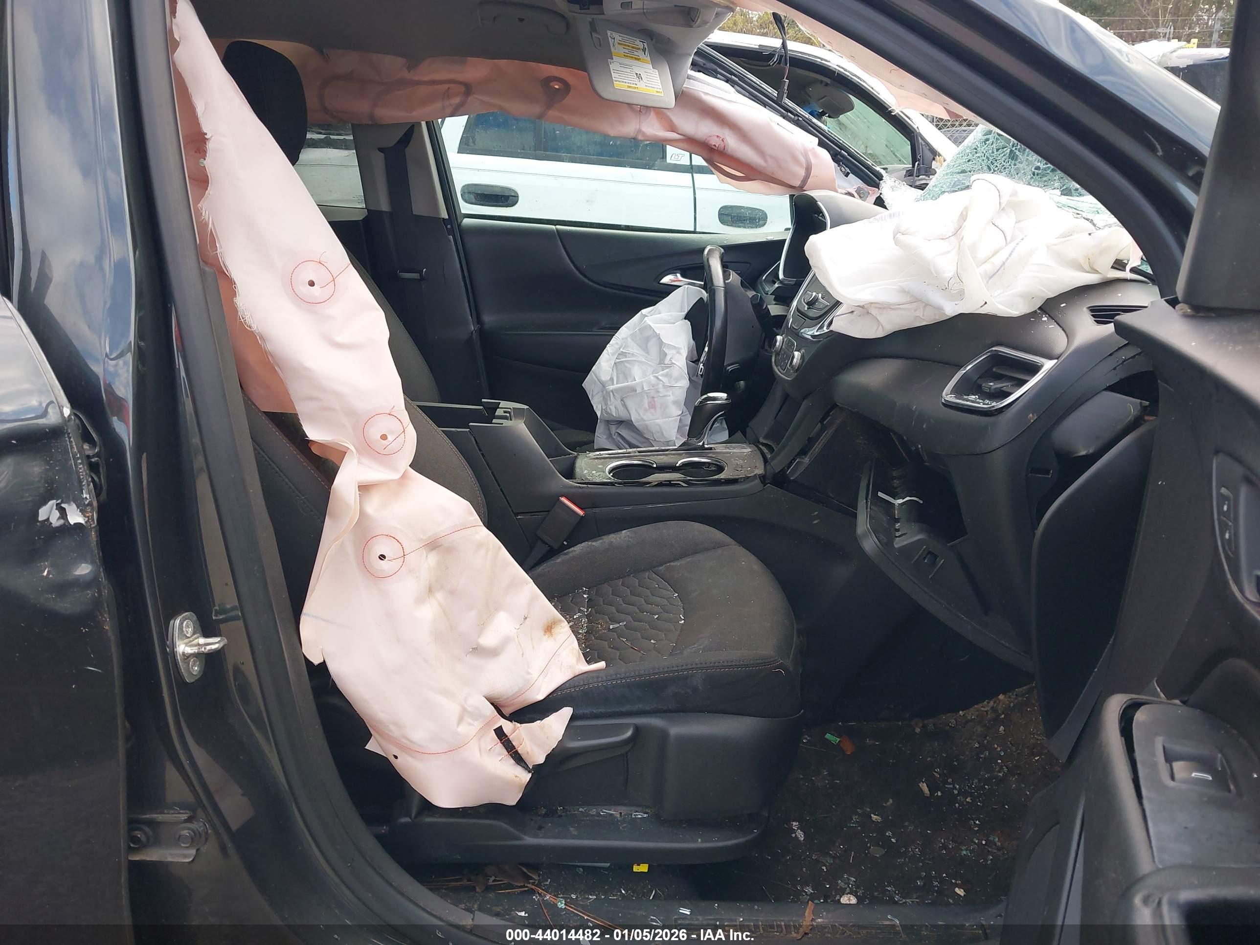 CHEVROLET EQUINOX image 5