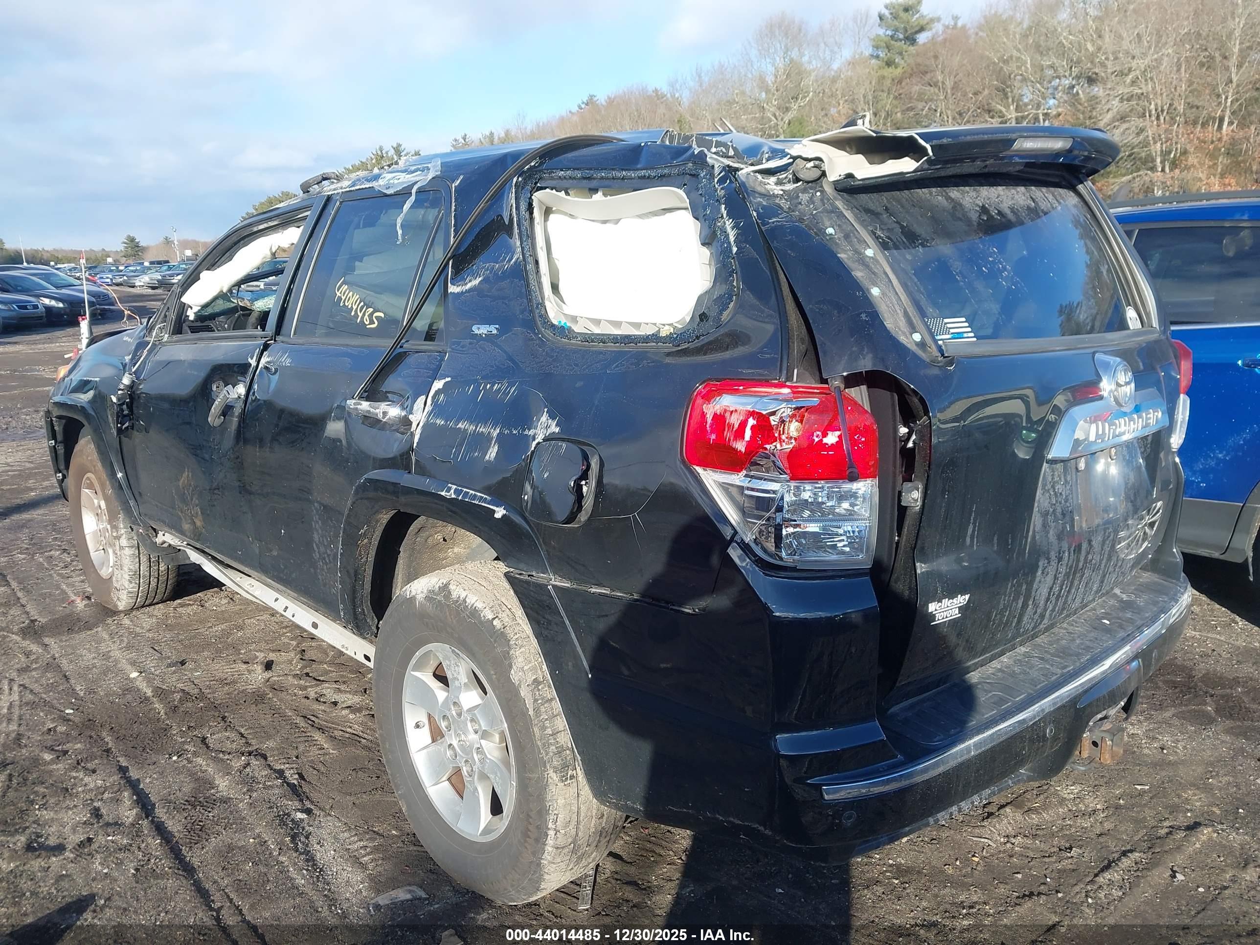 TOYOTA 4RUNNER image 3