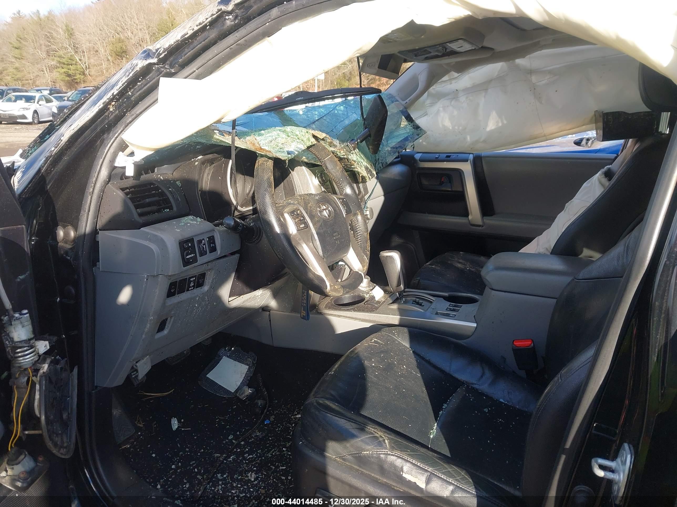 TOYOTA 4RUNNER image 5