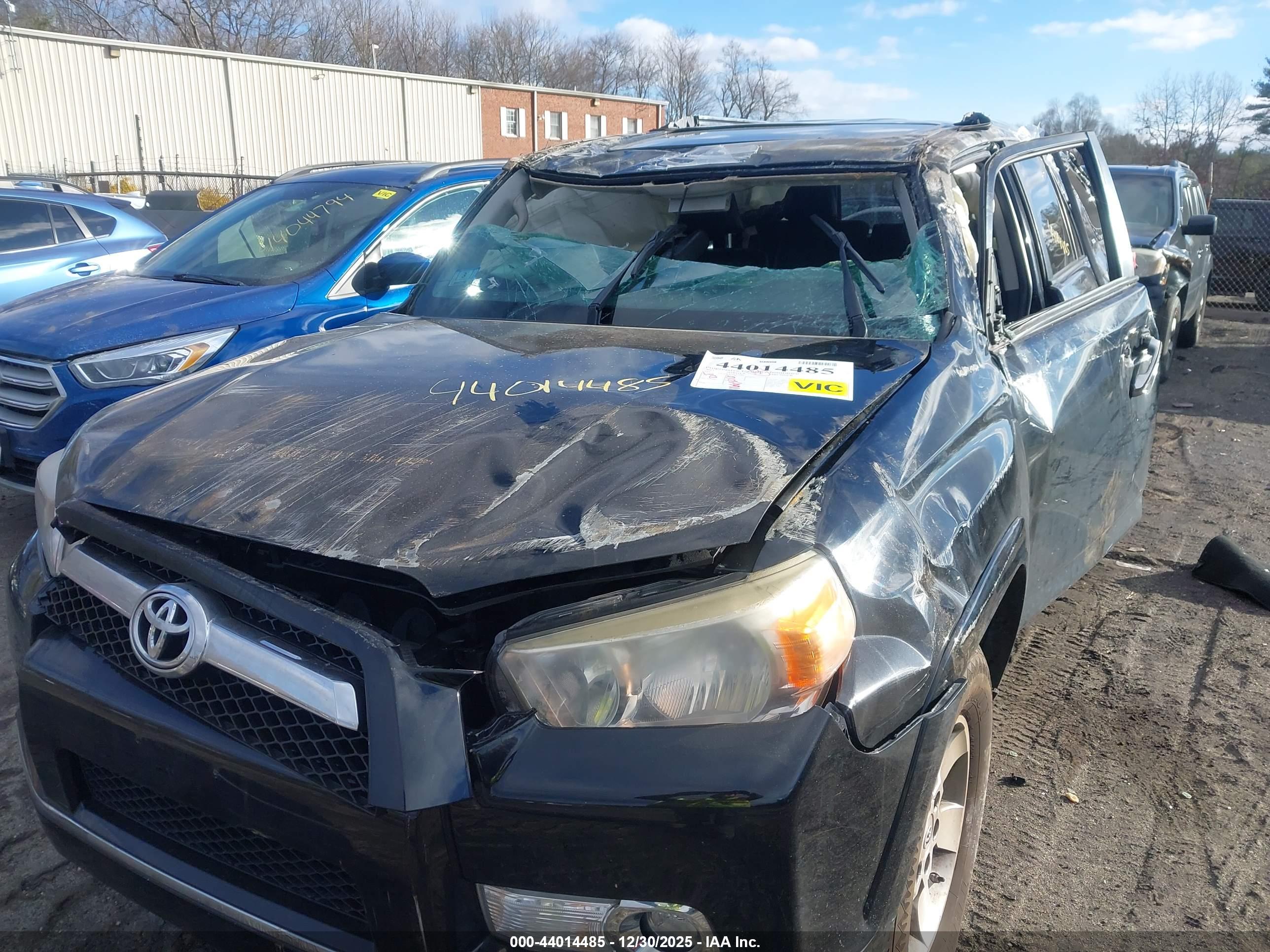 TOYOTA 4RUNNER image 6