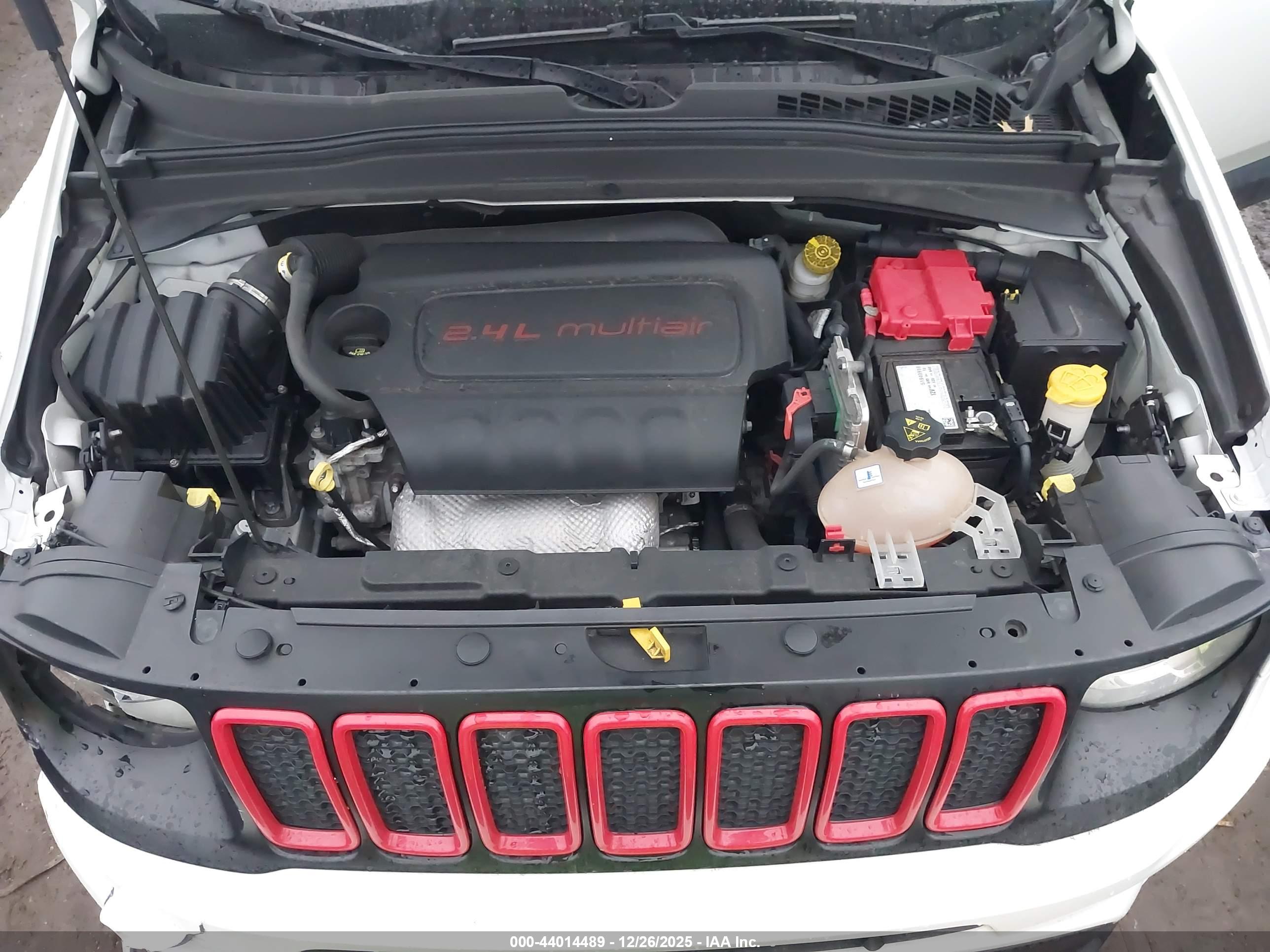 JEEP RENEGADE image 10