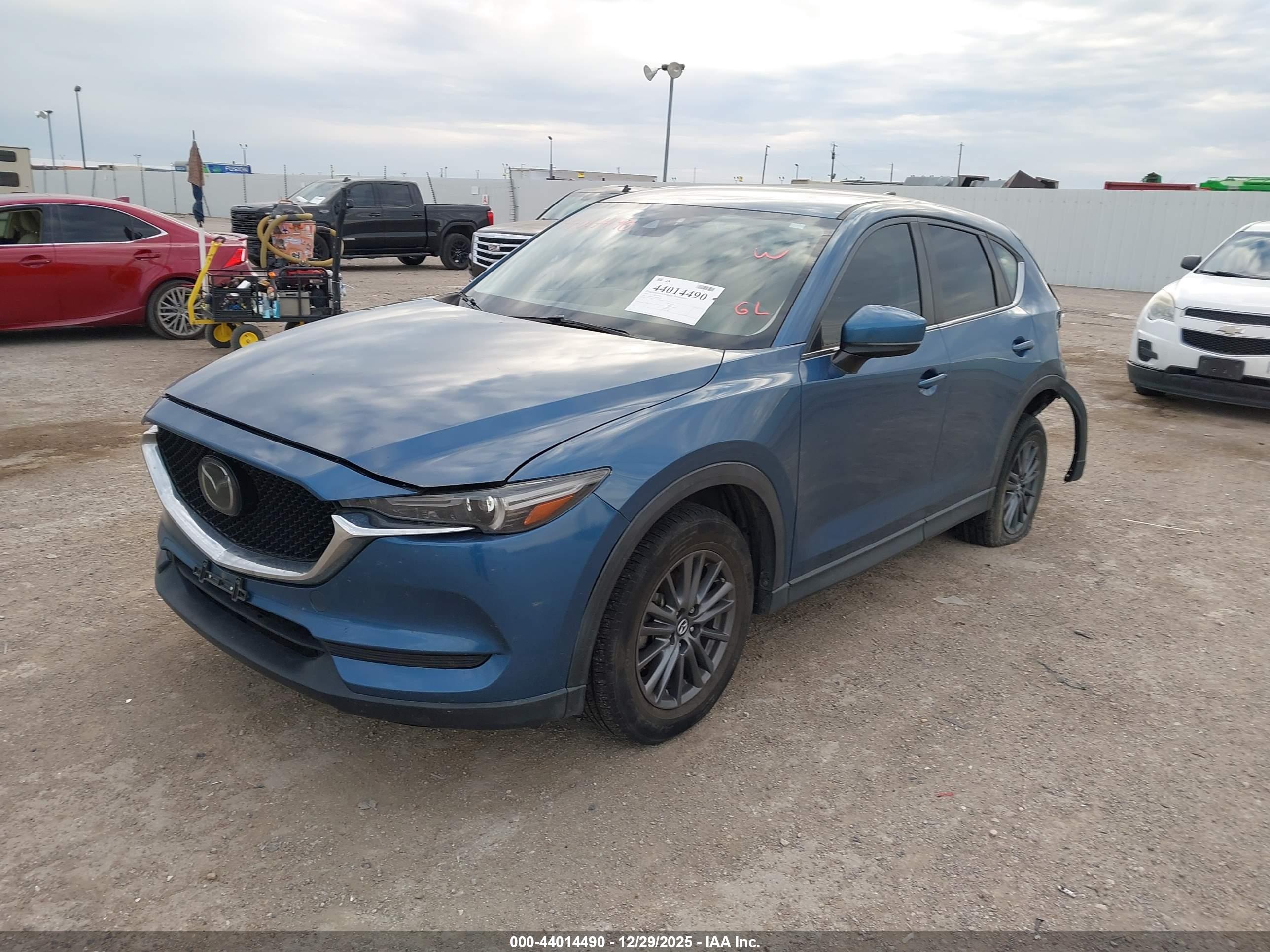 MAZDA CX-5 image 2