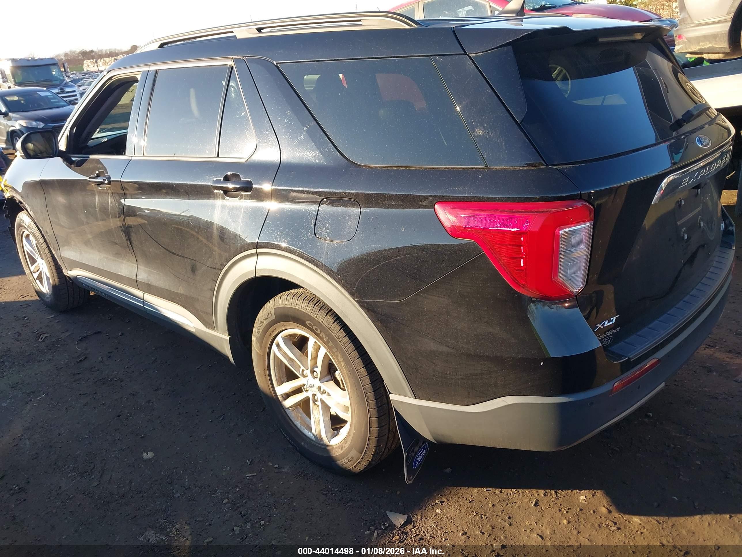 FORD EXPLORER image 3