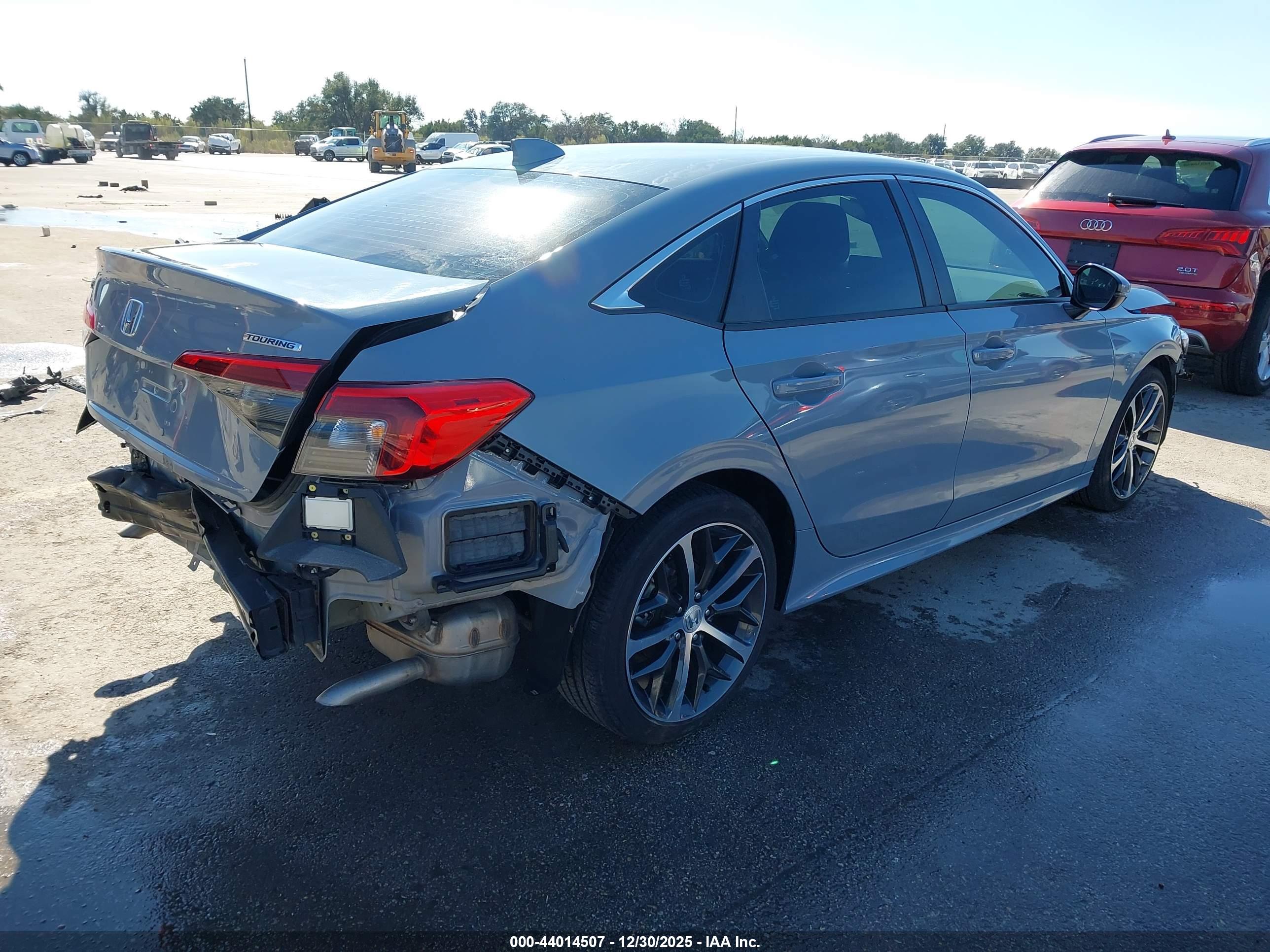 HONDA CIVIC image 4