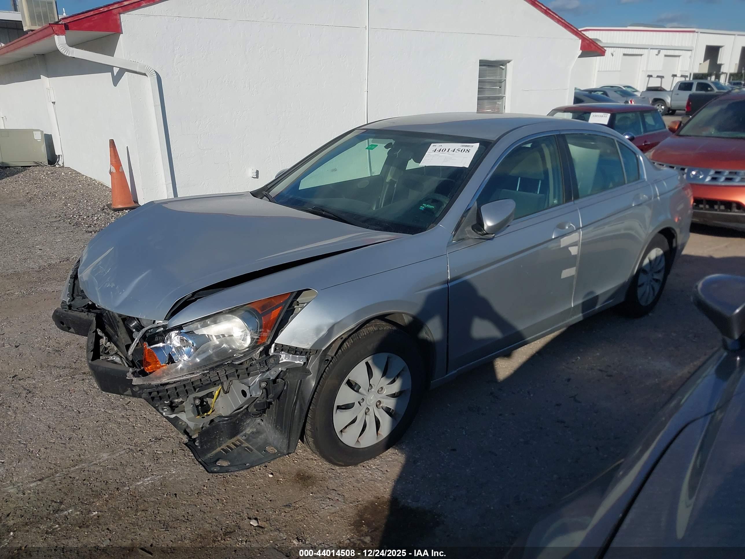 HONDA ACCORD image 2