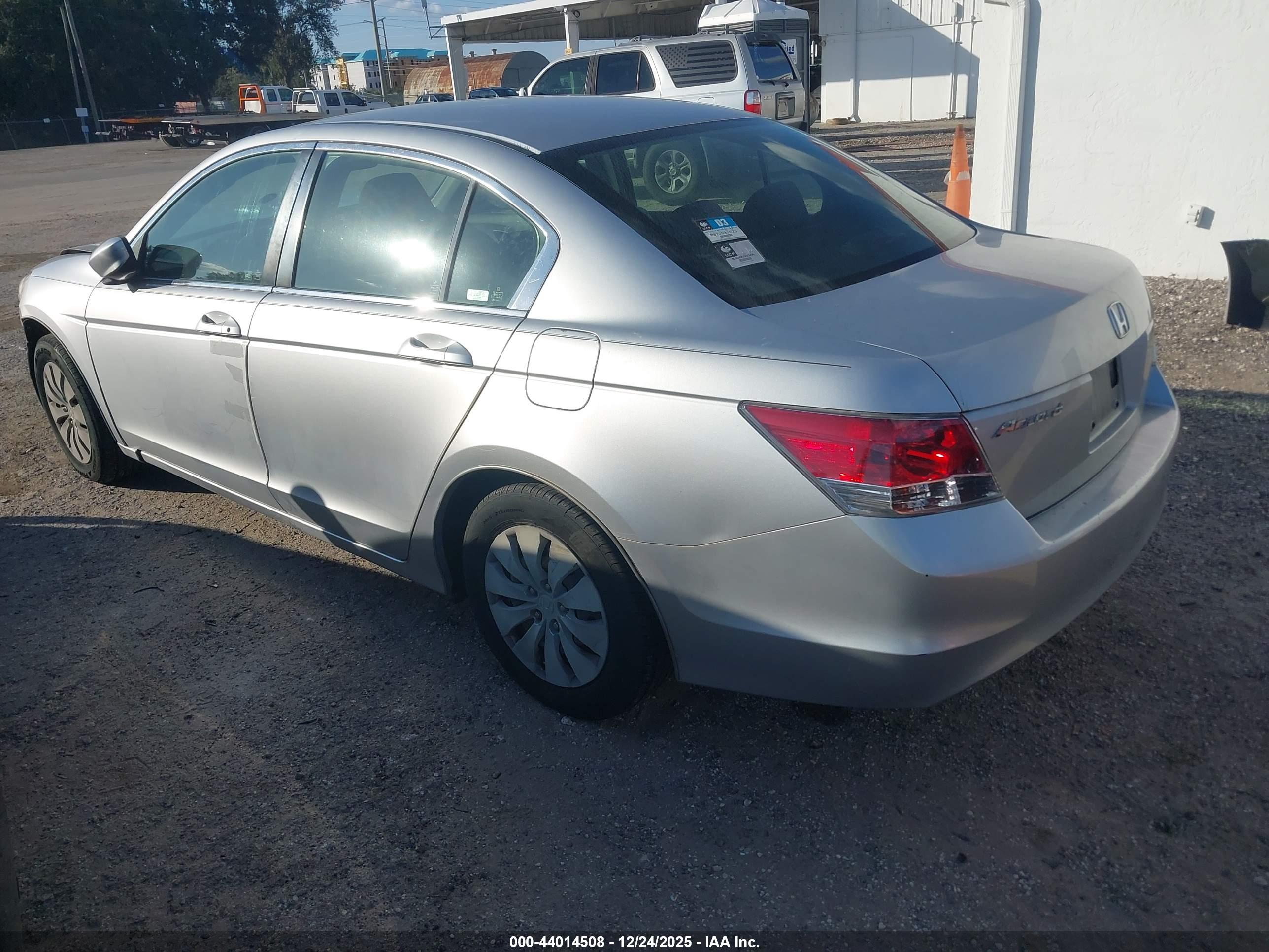 HONDA ACCORD image 3