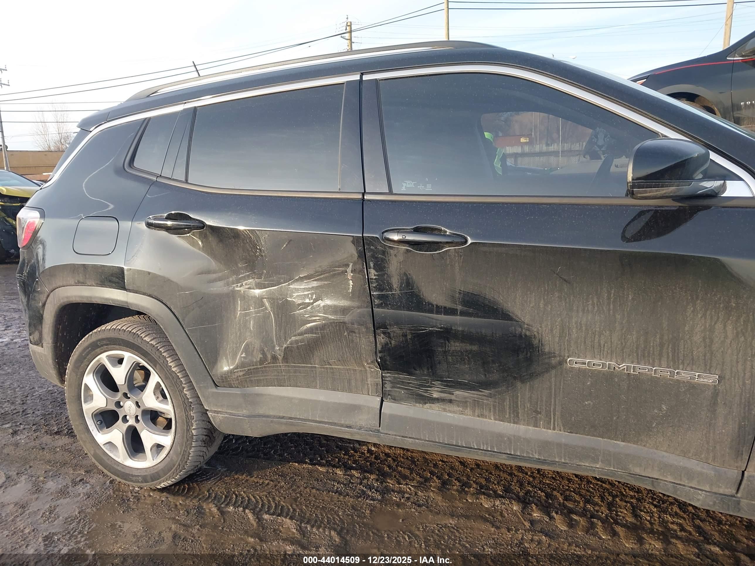 JEEP COMPASS image 6