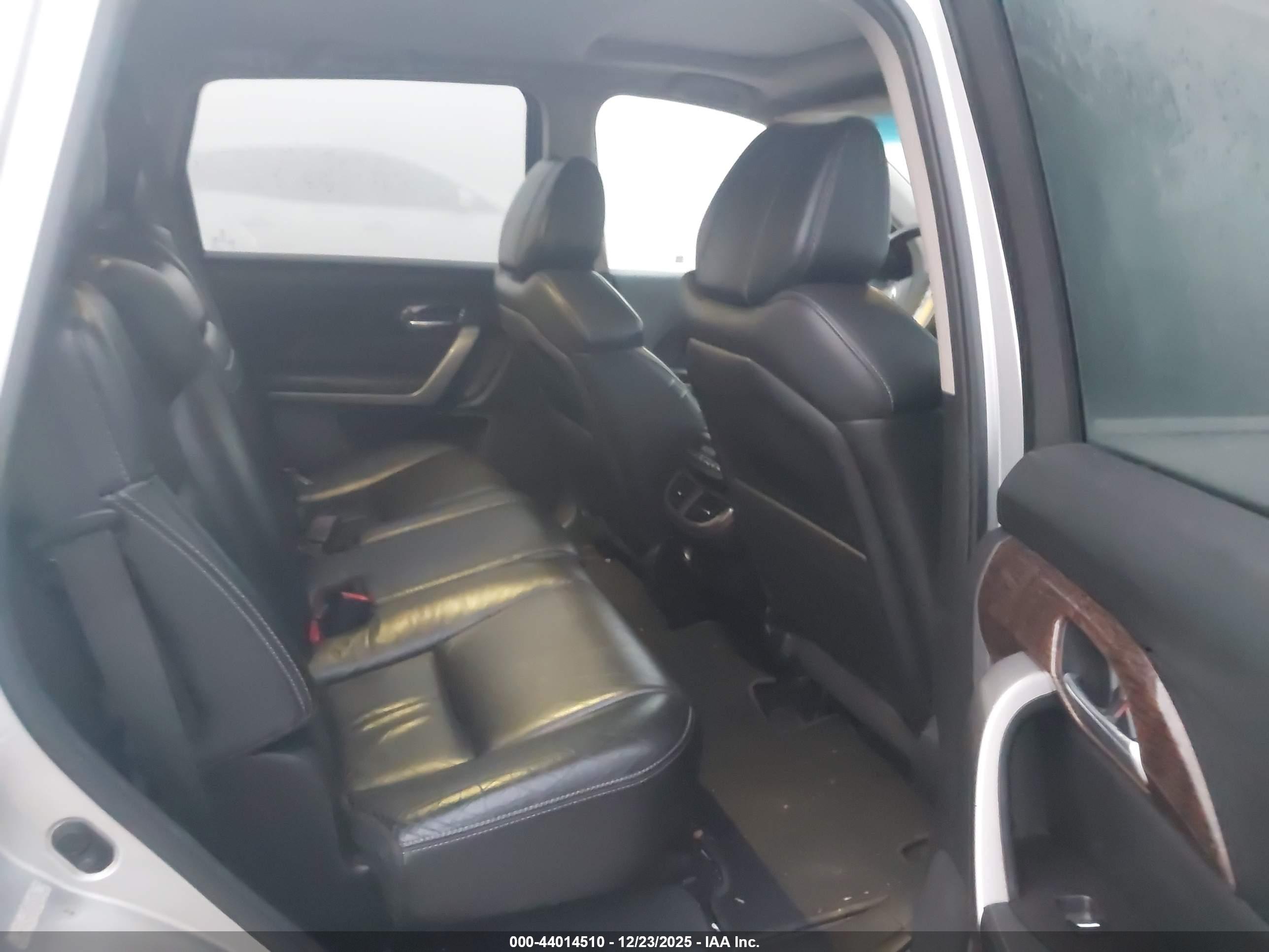 ACURA MDX image 8