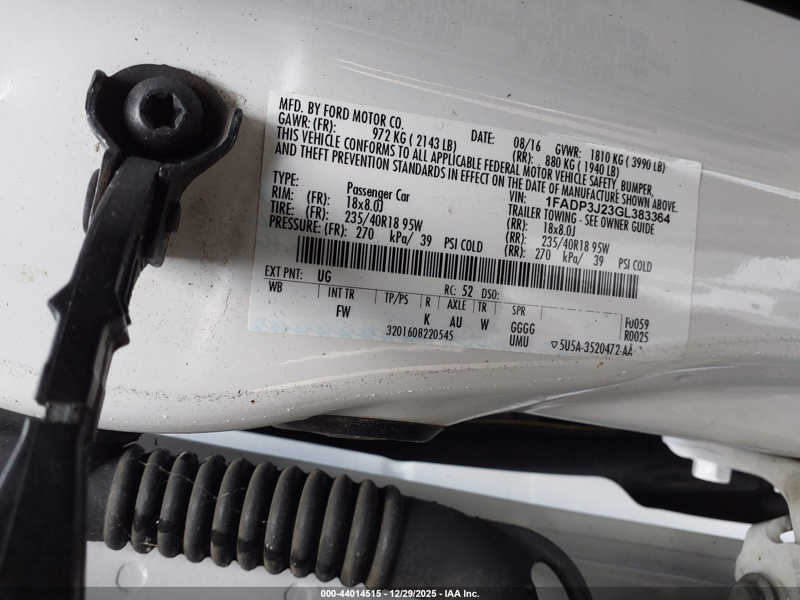 FORD FOCUS image 9