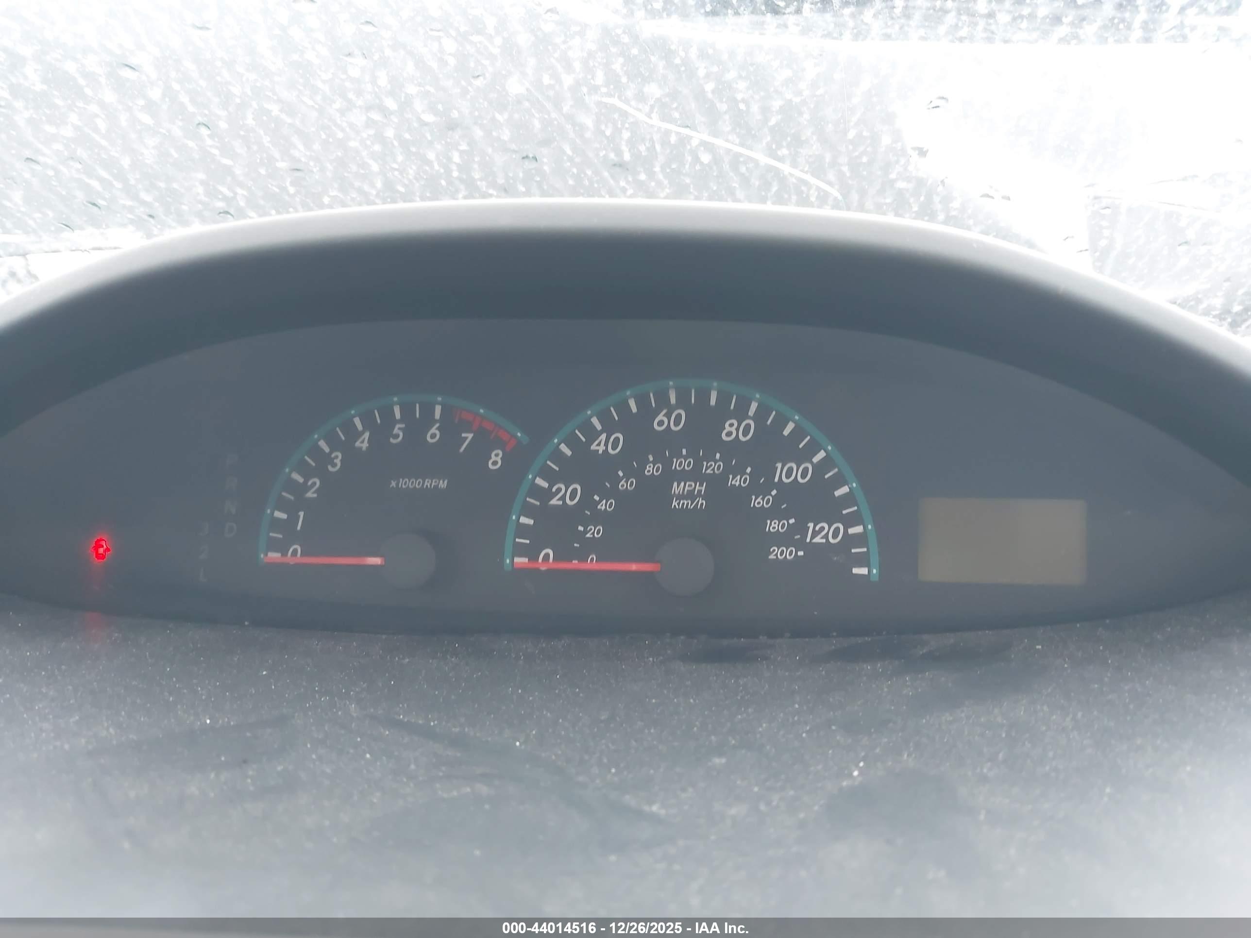 TOYOTA YARIS image 7