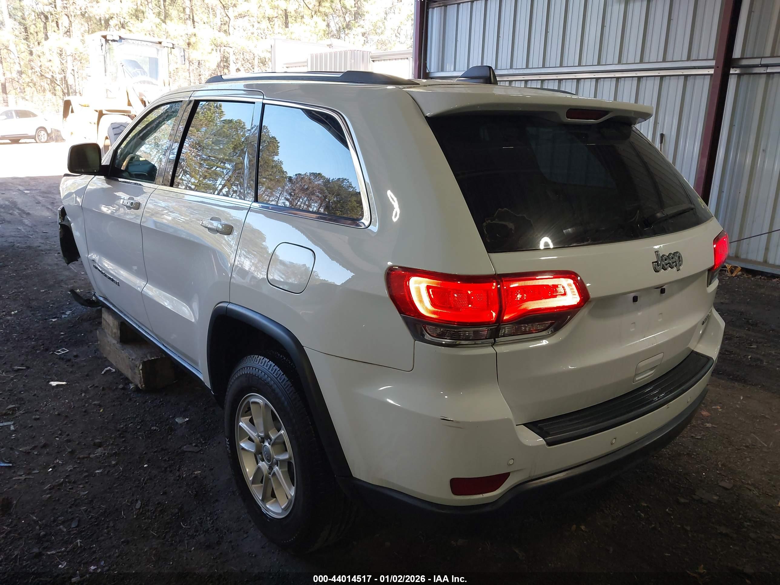 JEEP GRAND image 3