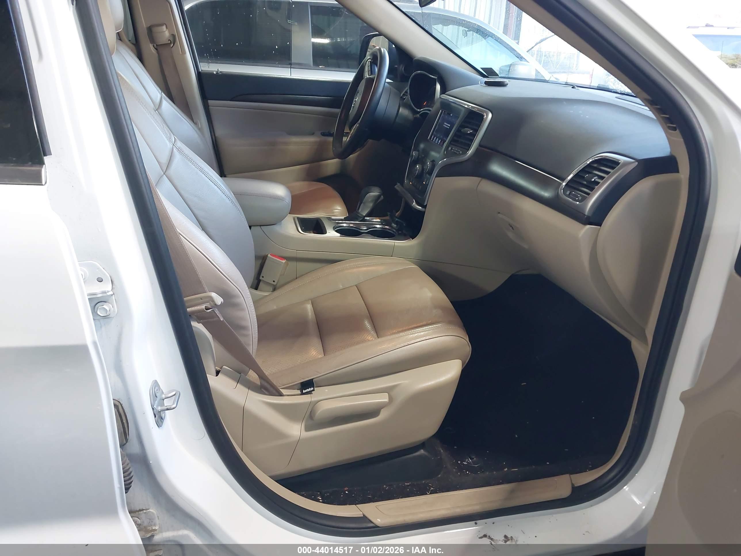 JEEP GRAND image 5