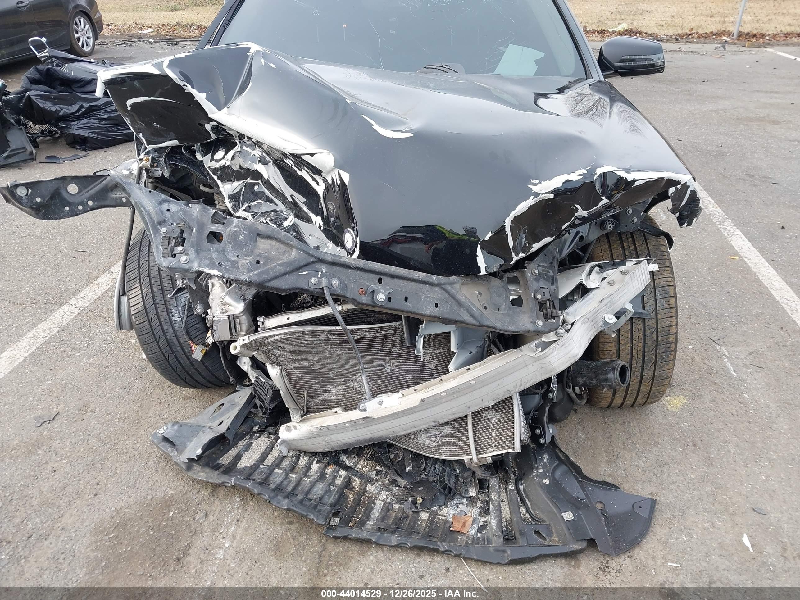 MERCEDES-BENZ E image 6