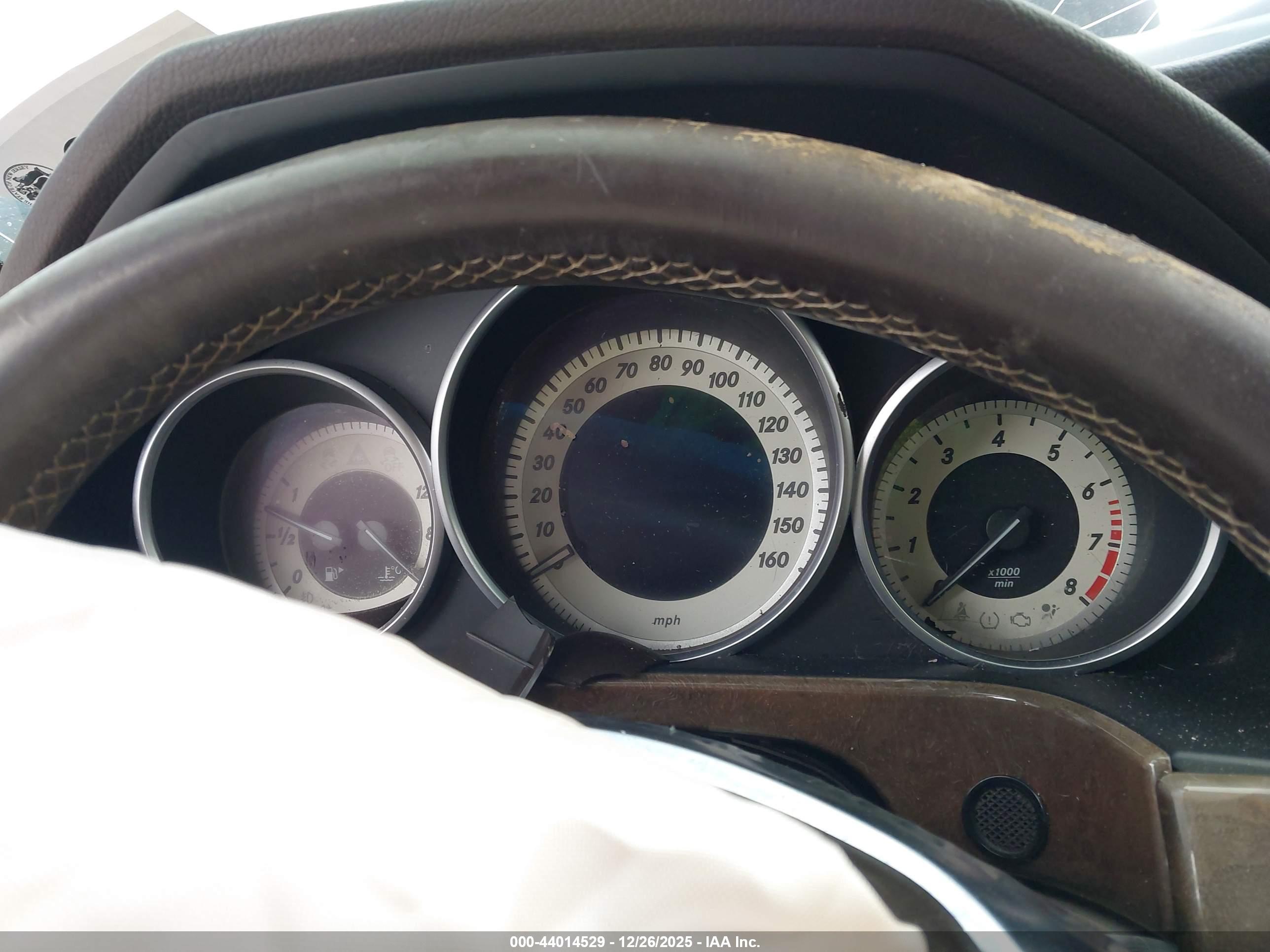 MERCEDES-BENZ E image 7