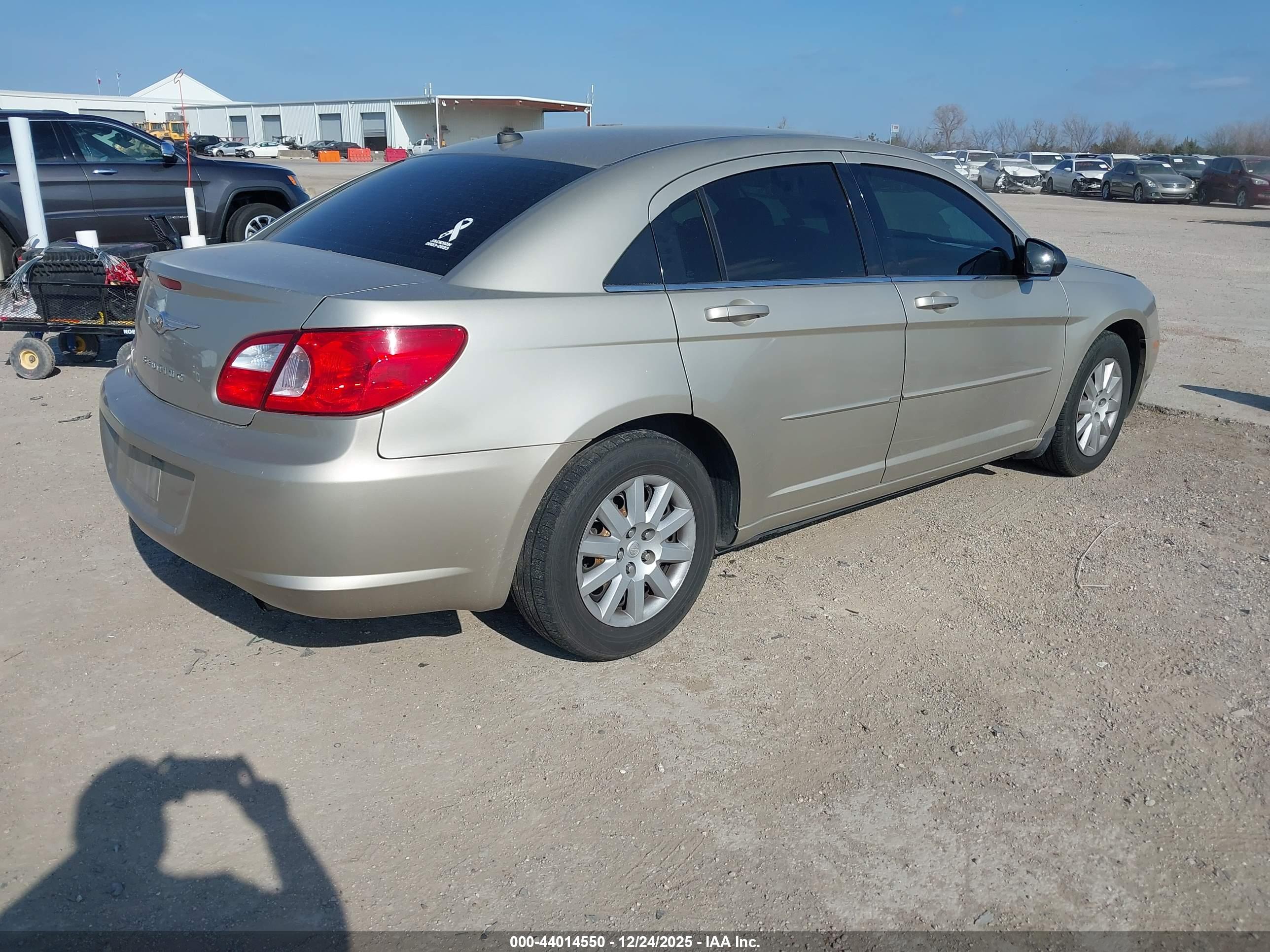 CHRYSLER SEBRING image 4