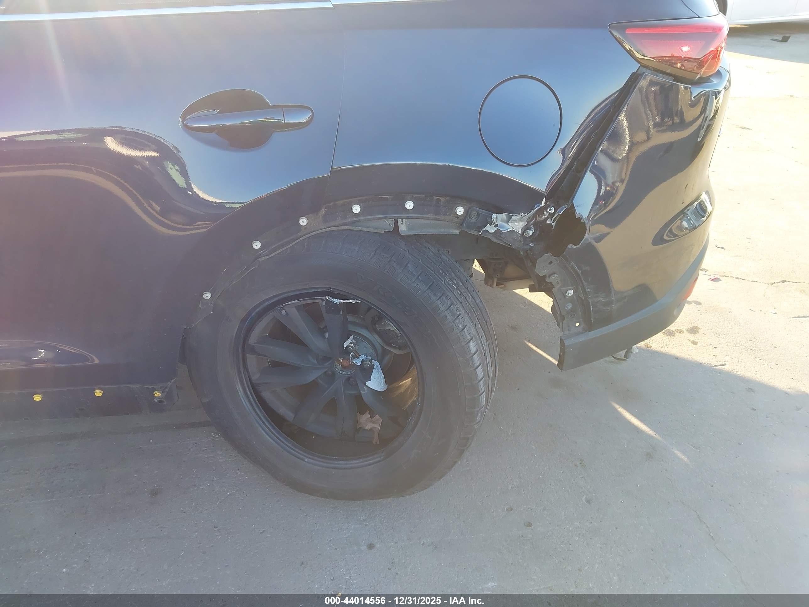 MAZDA CX-9 image 6