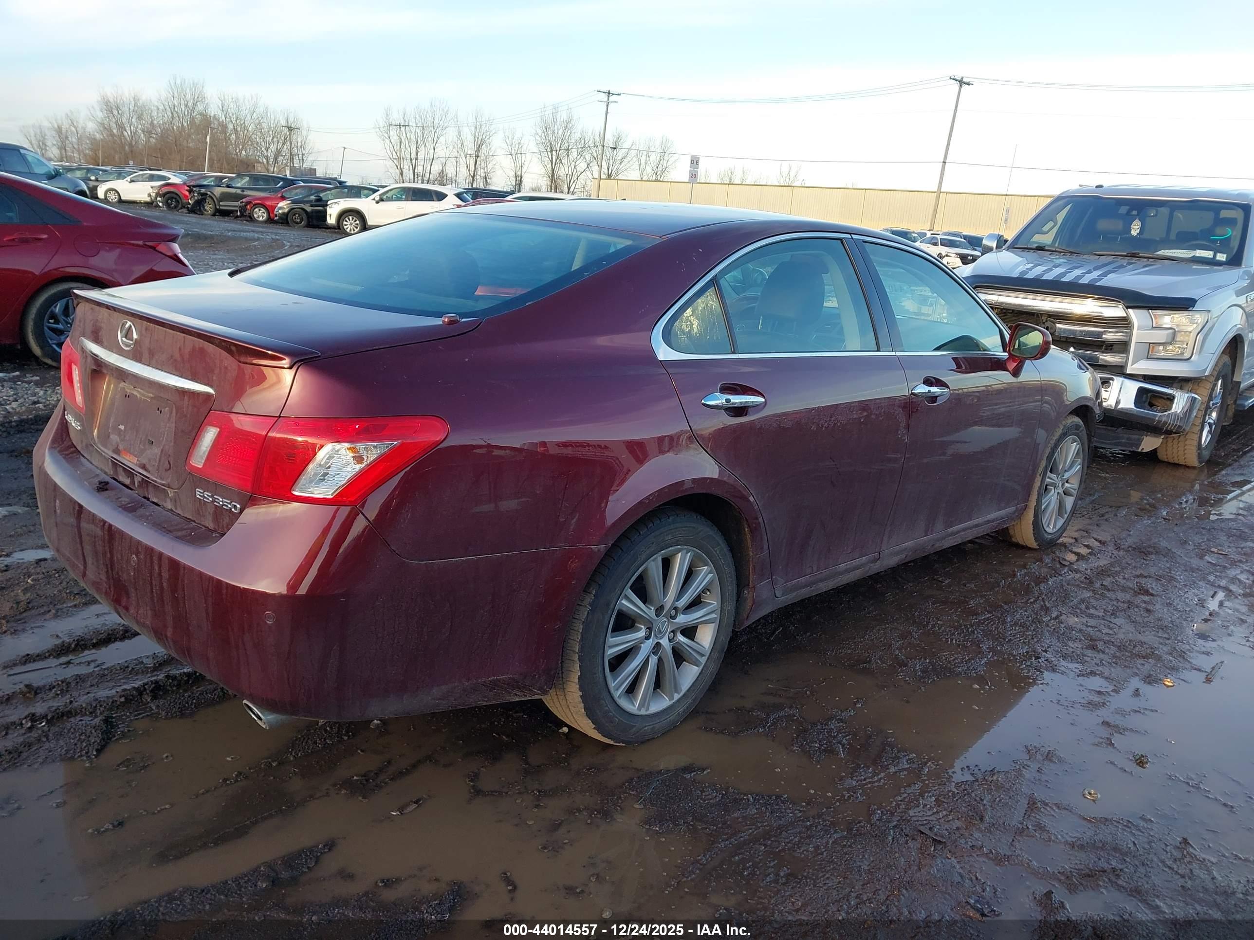 LEXUS ES image 4