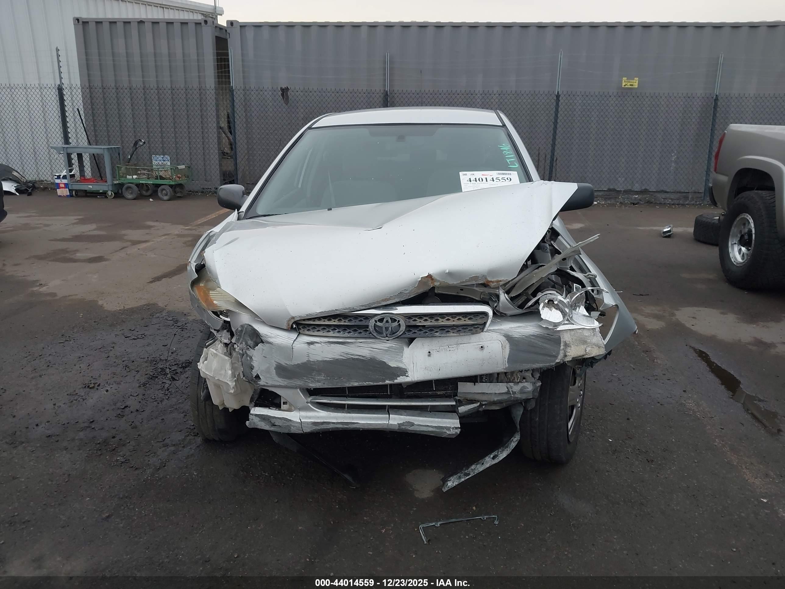 TOYOTA COROLLA image 6
