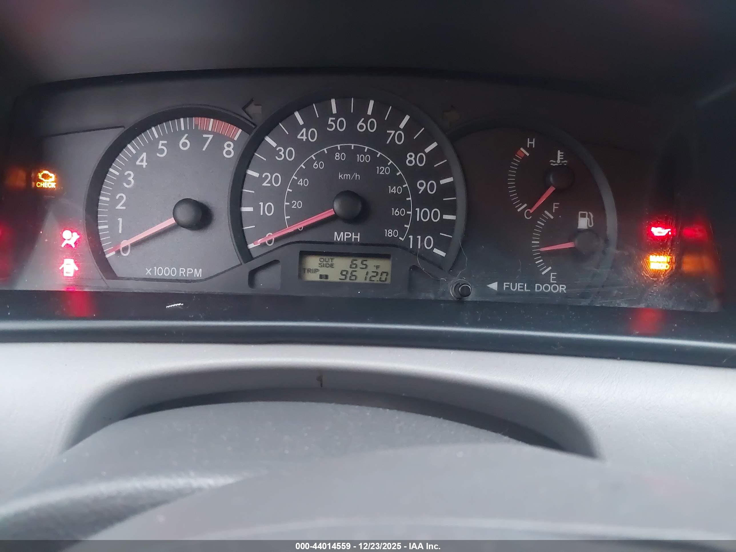 TOYOTA COROLLA image 7