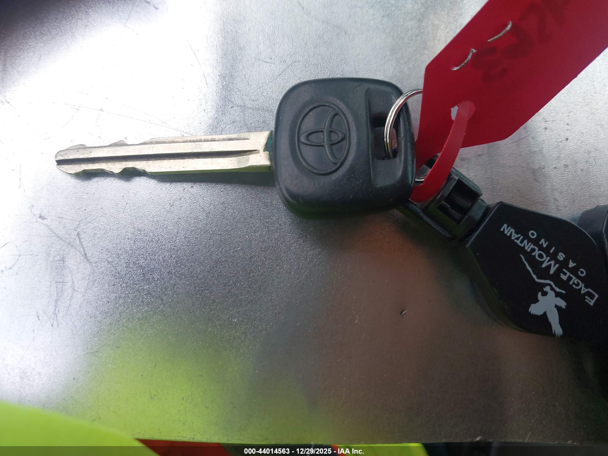 TOYOTA TACOMA image 11