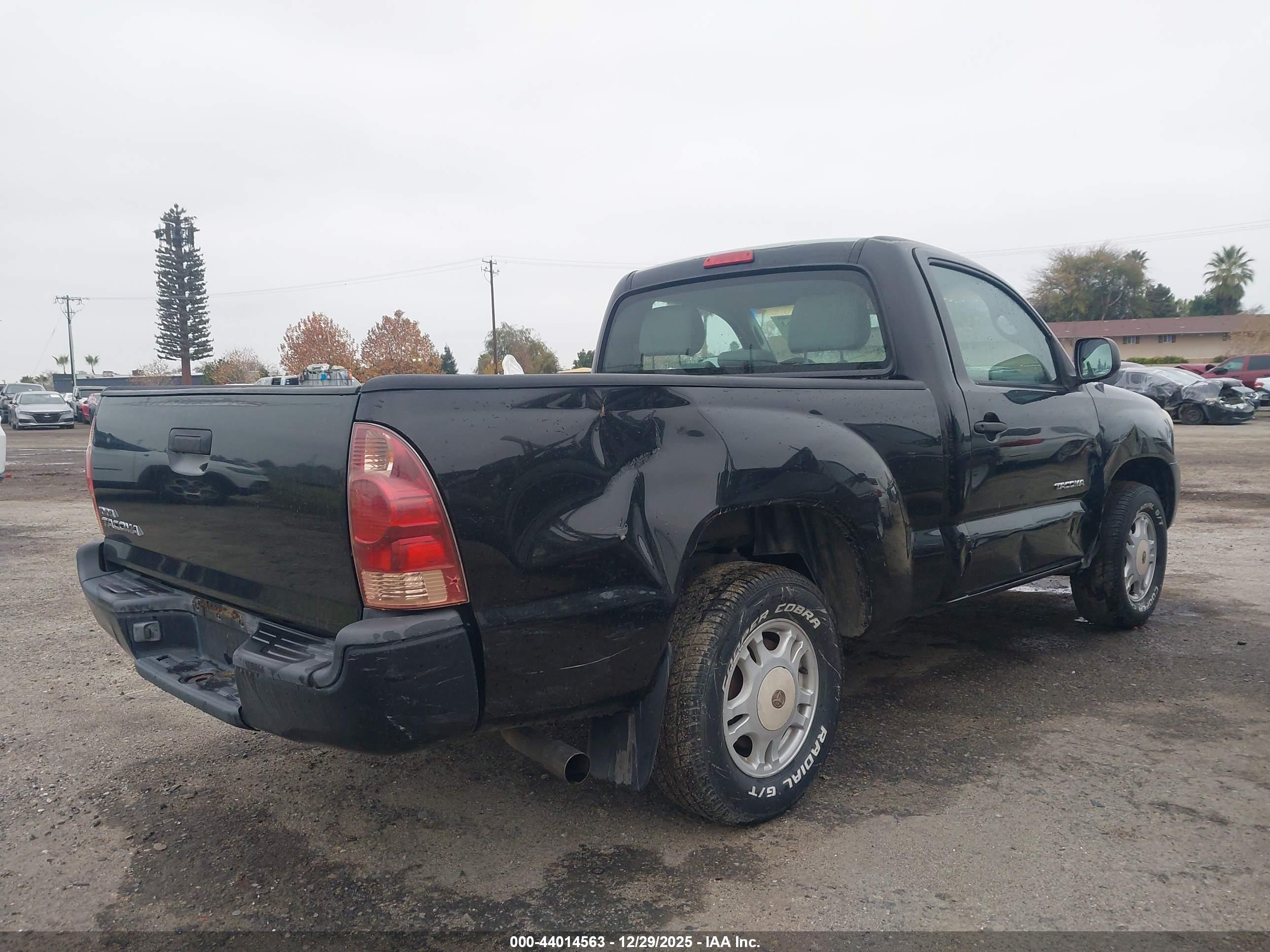 TOYOTA TACOMA image 4