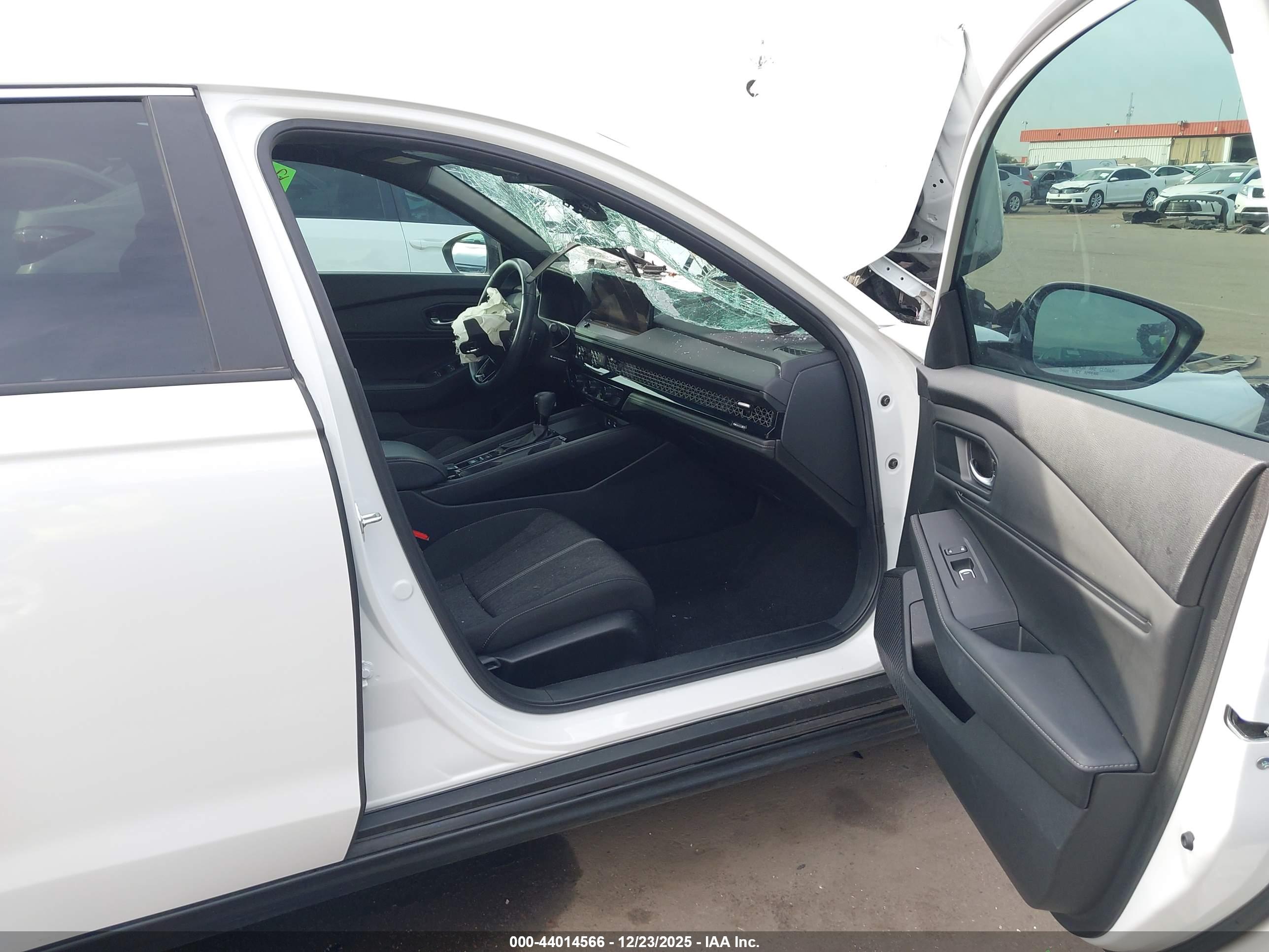 HONDA ACCORD image 5