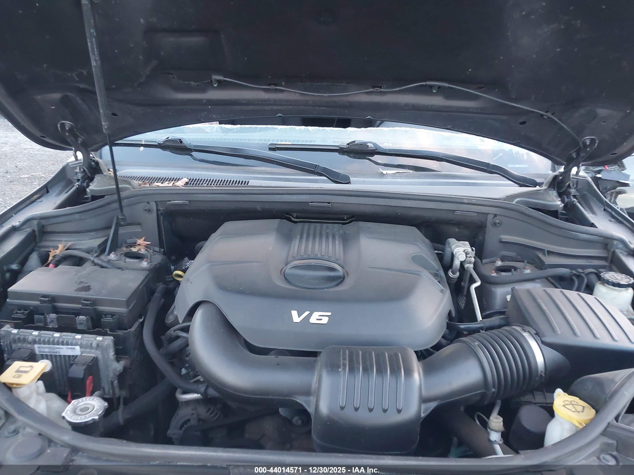 JEEP GRAND image 10