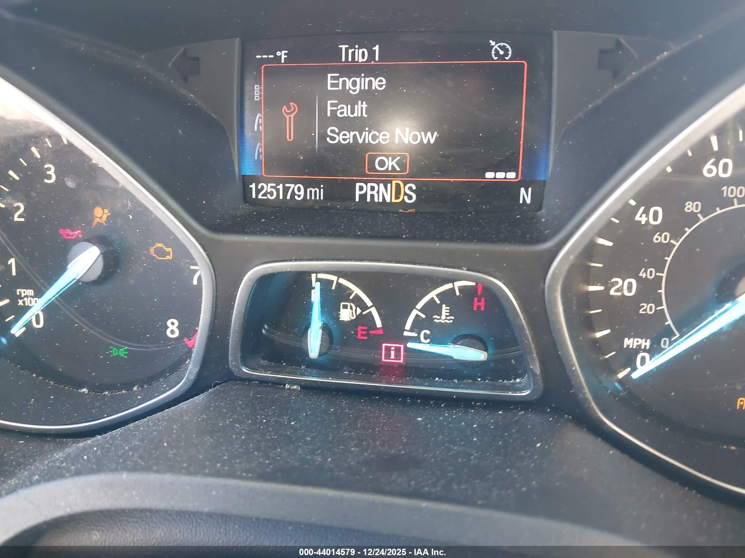 FORD ESCAPE image 7