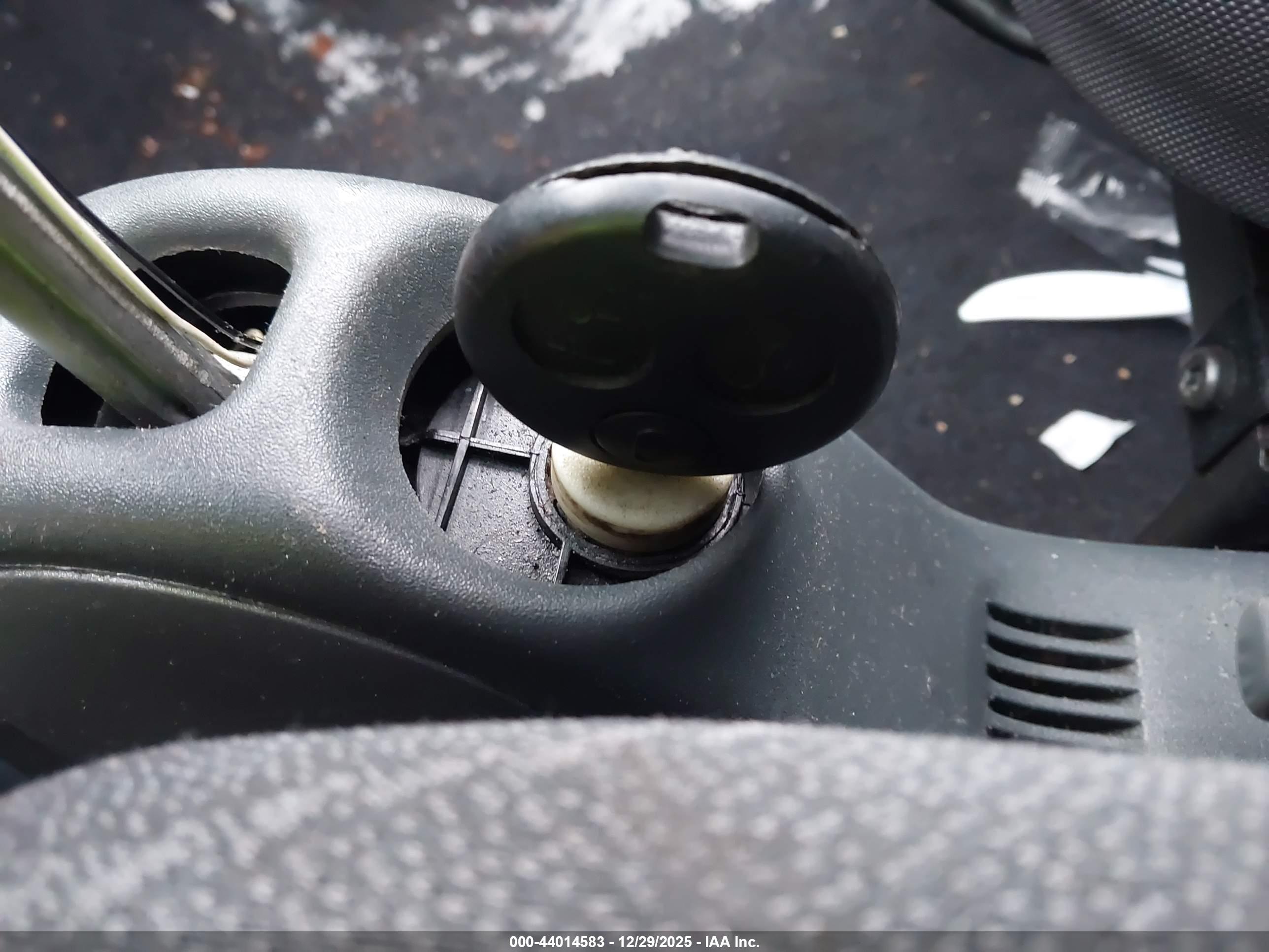 SMART FORTWO image 11
