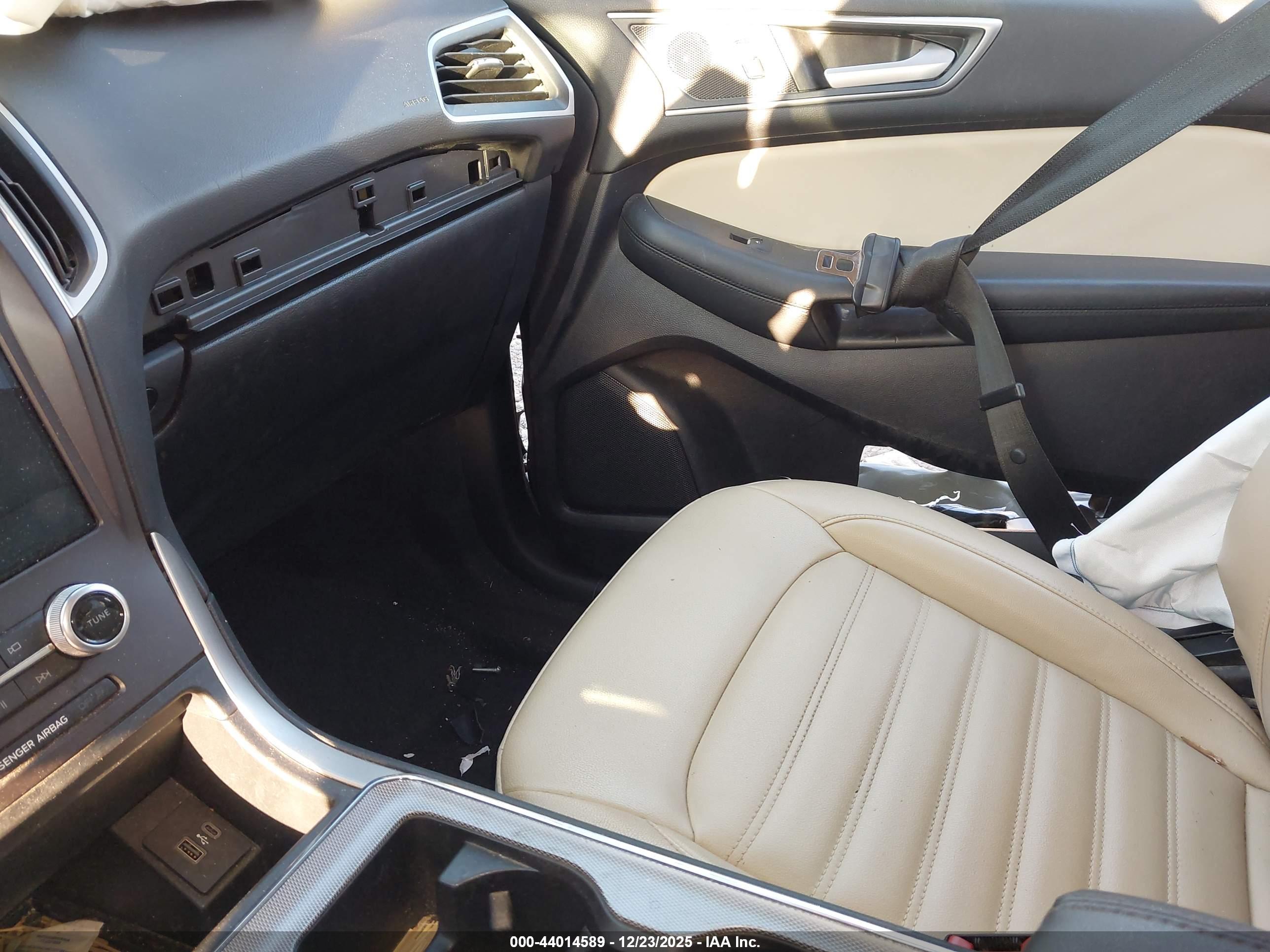 FORD EDGE image 5