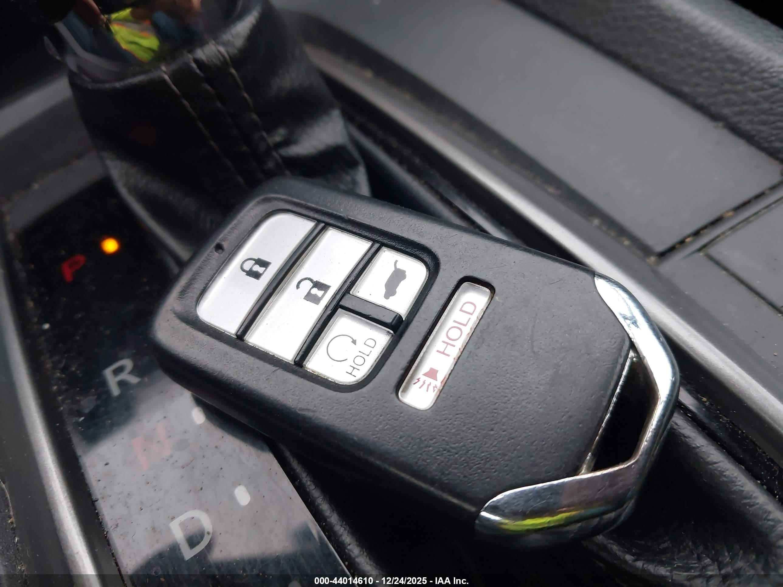HONDA CIVIC image 11