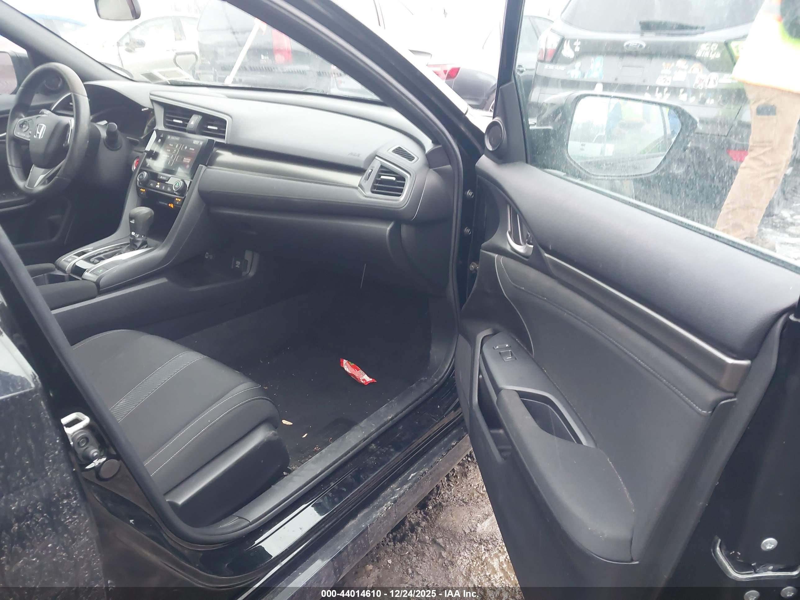 HONDA CIVIC image 5