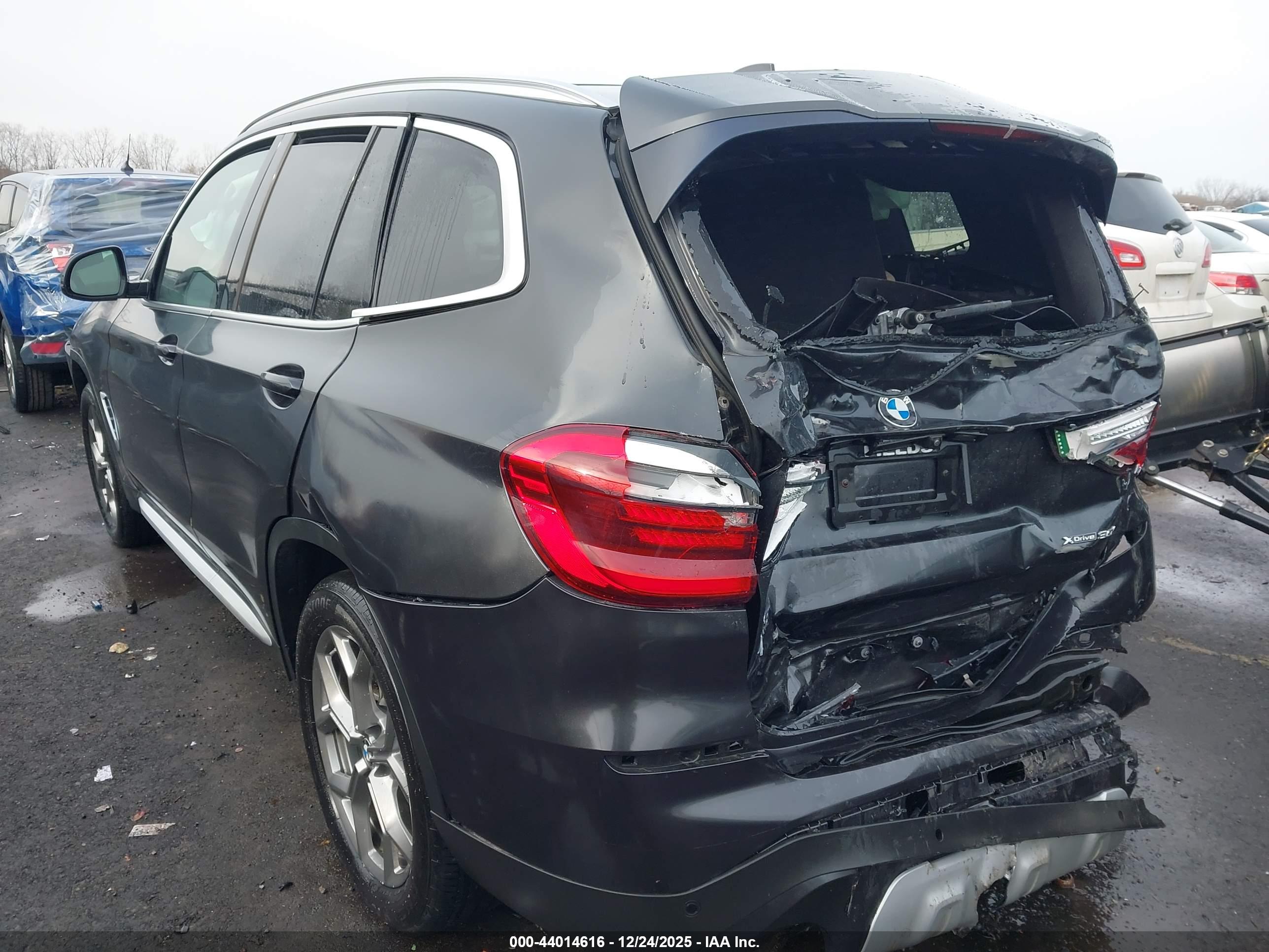 BMW X3 image 3
