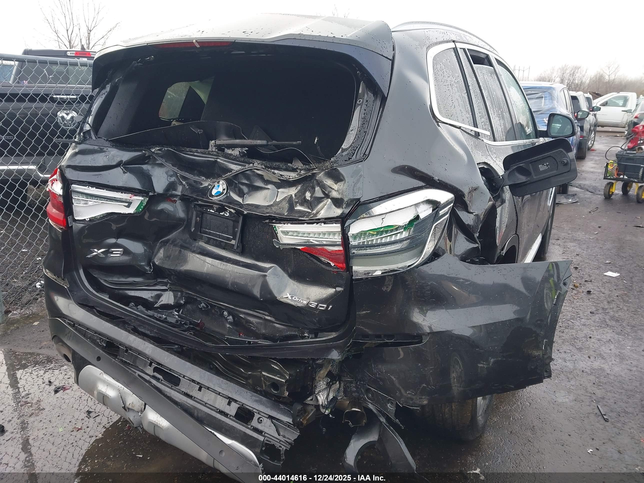 BMW X3 image 6
