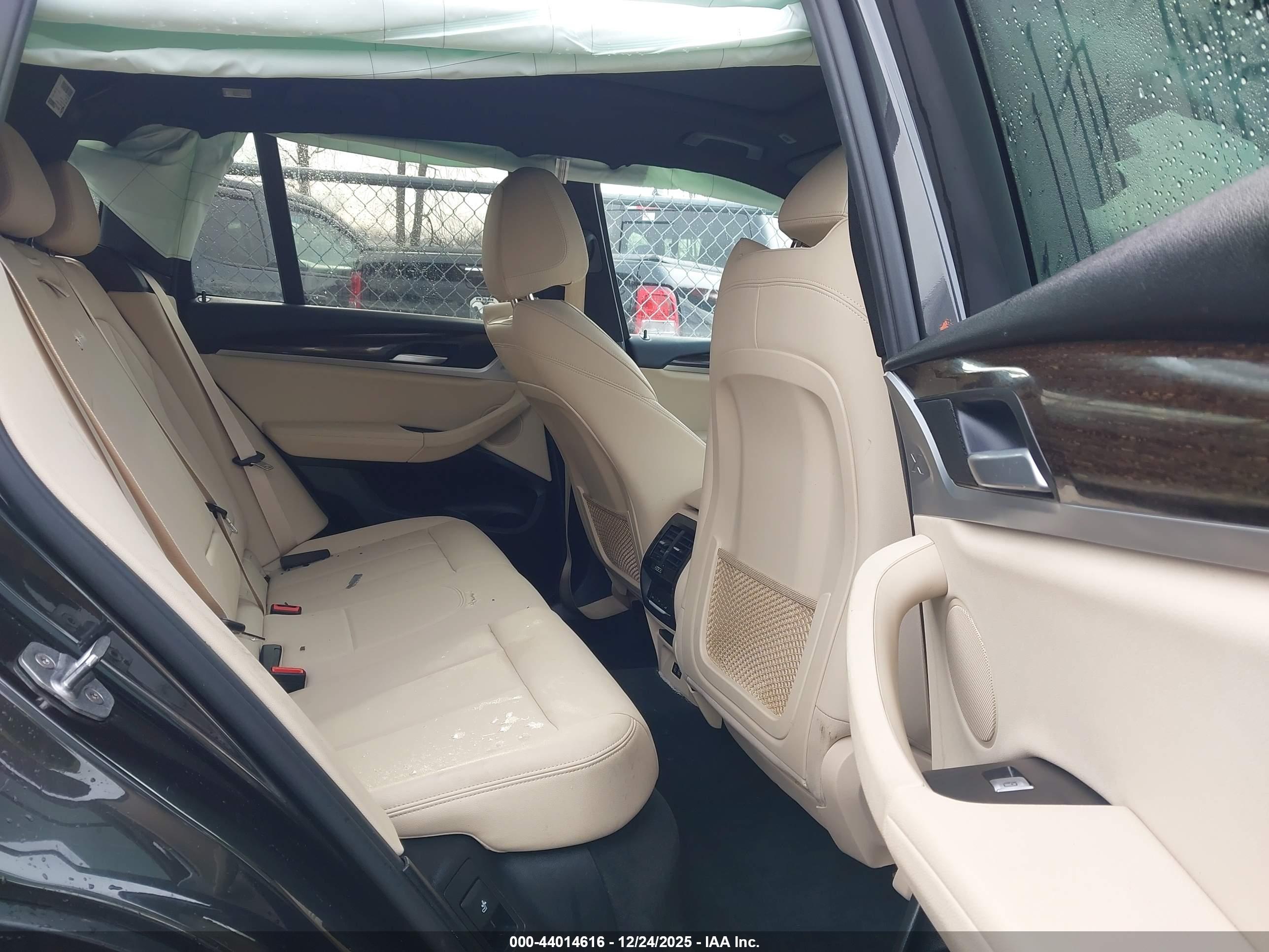 BMW X3 image 8