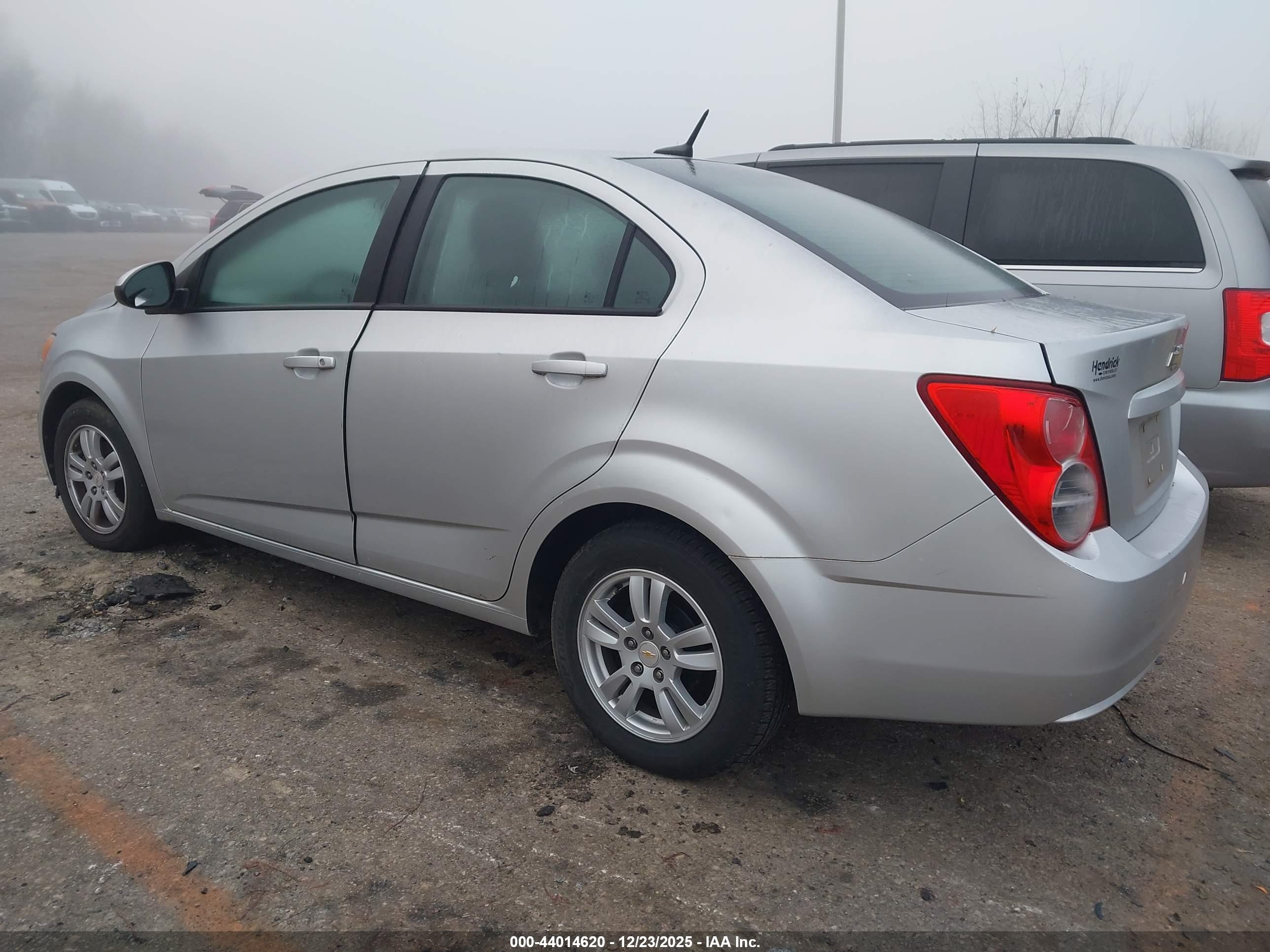 CHEVROLET SONIC image 3