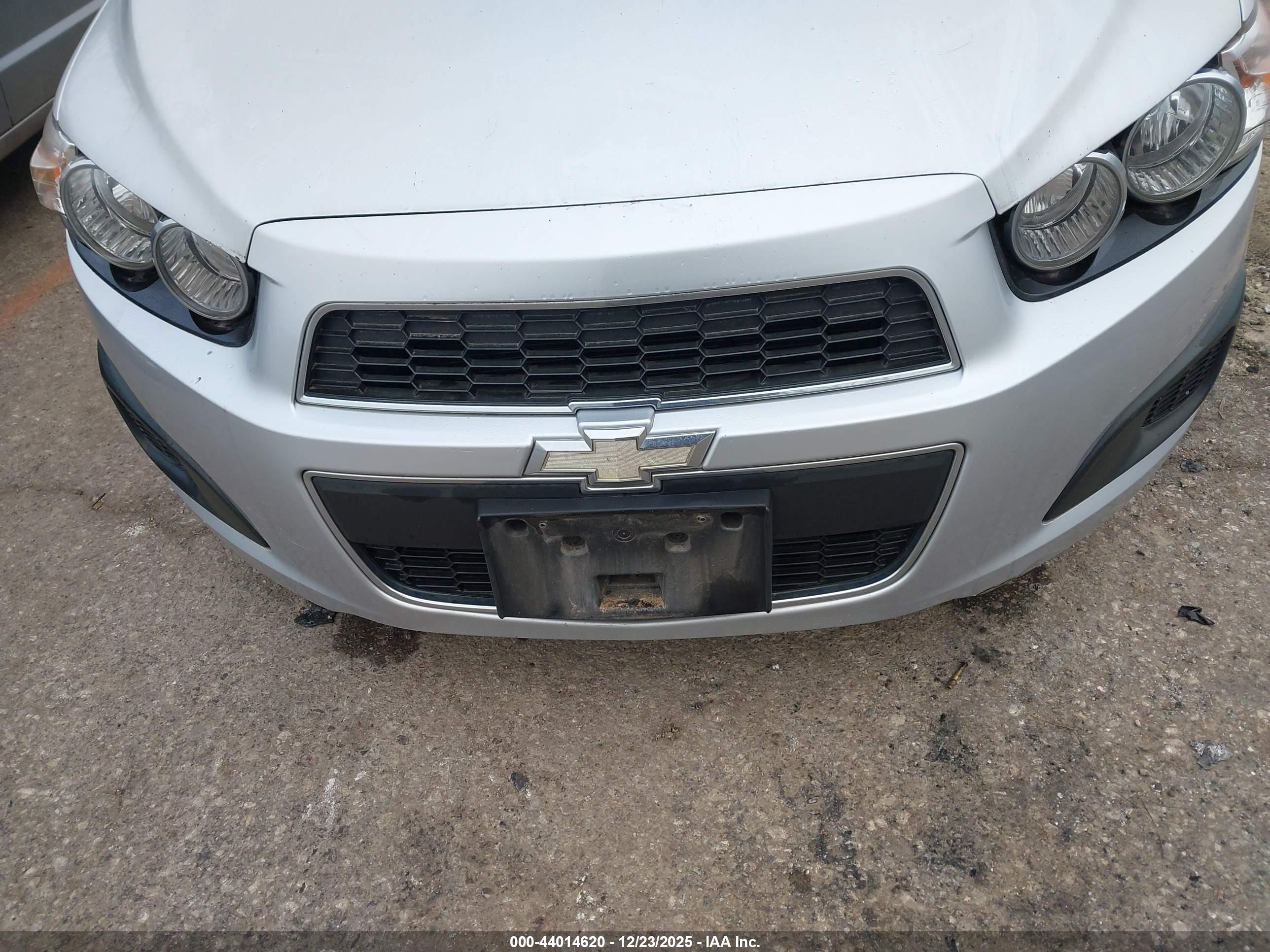 CHEVROLET SONIC image 6