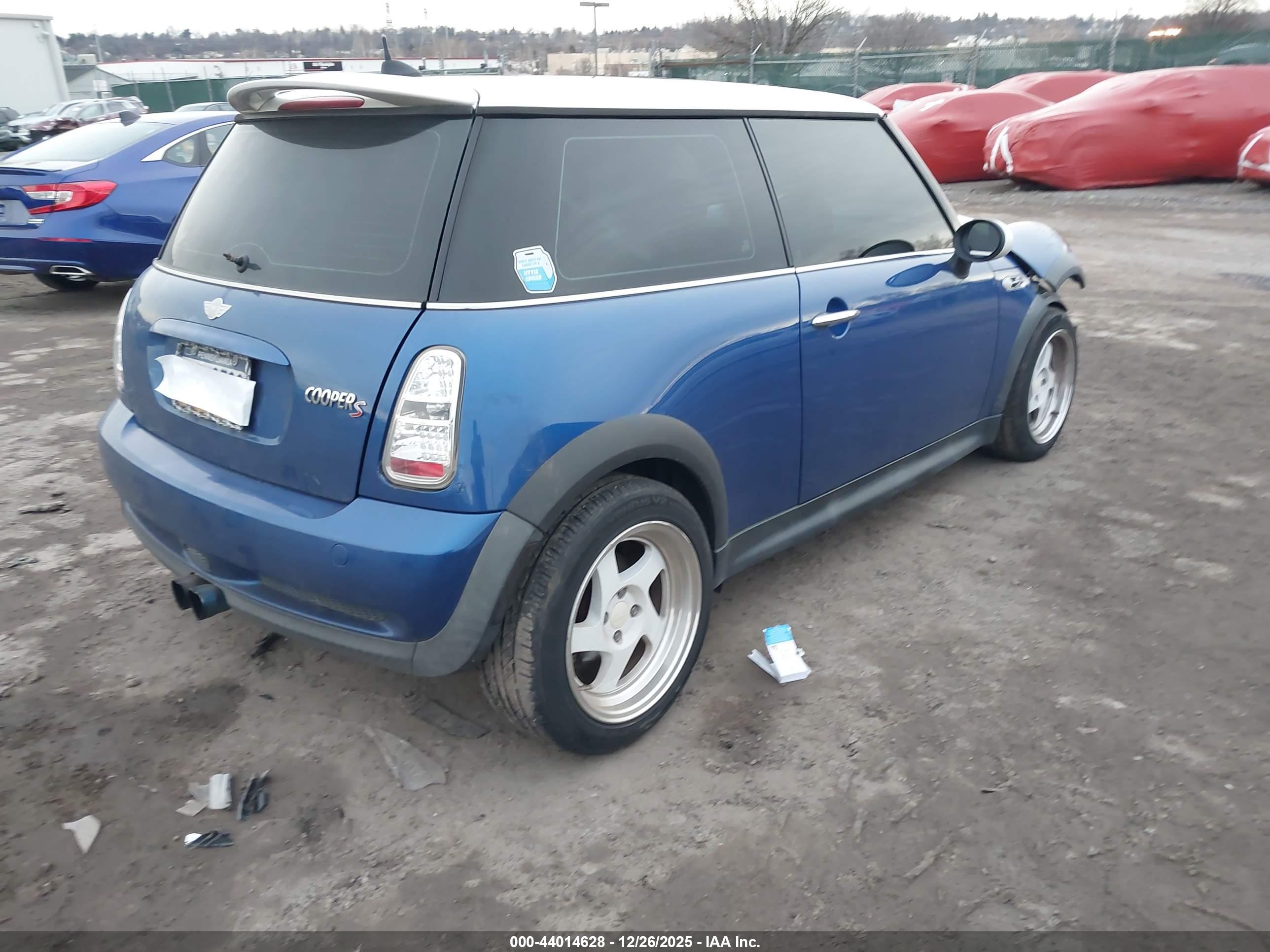 MINI COOPER image 4
