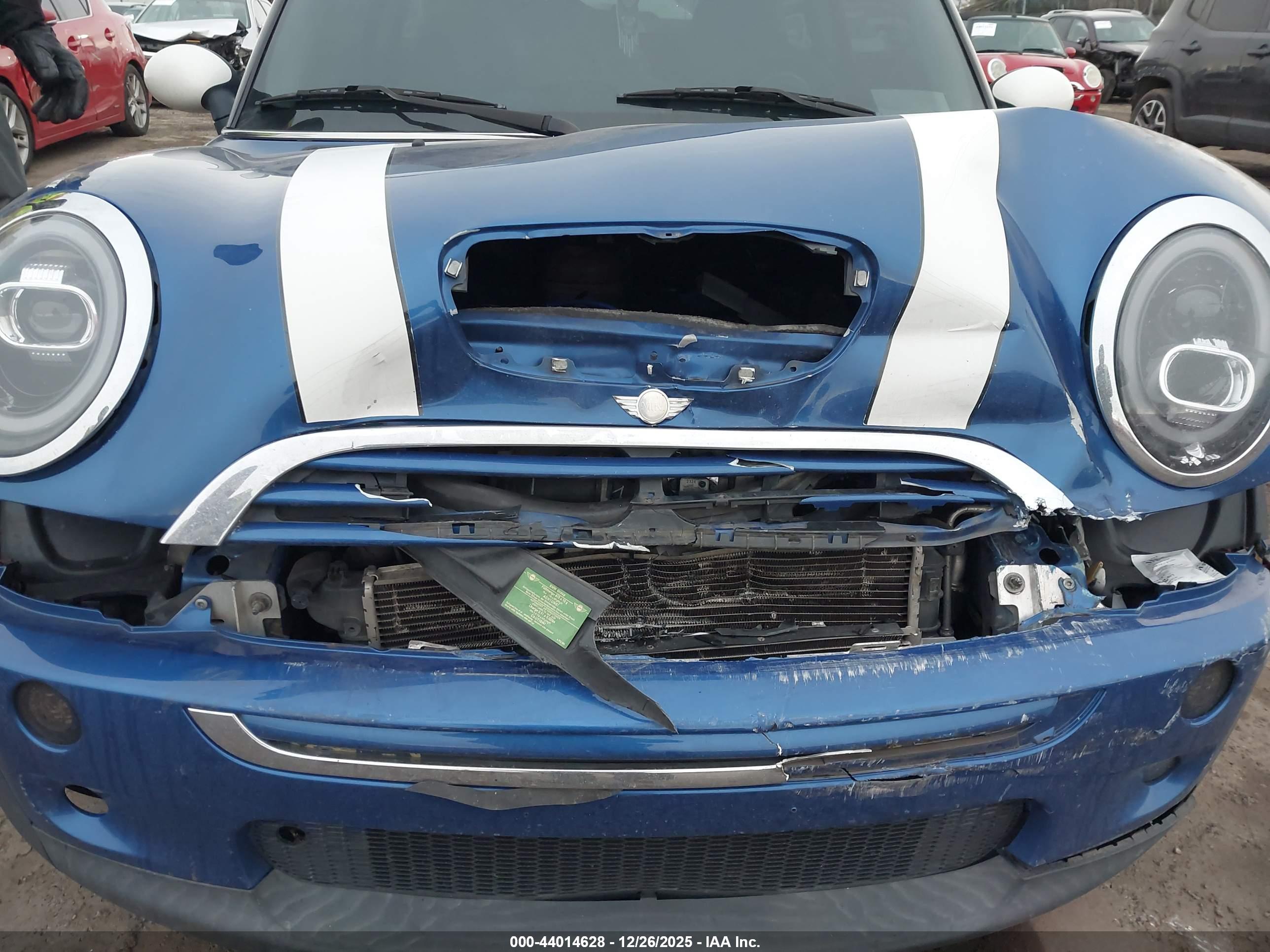 MINI COOPER image 6