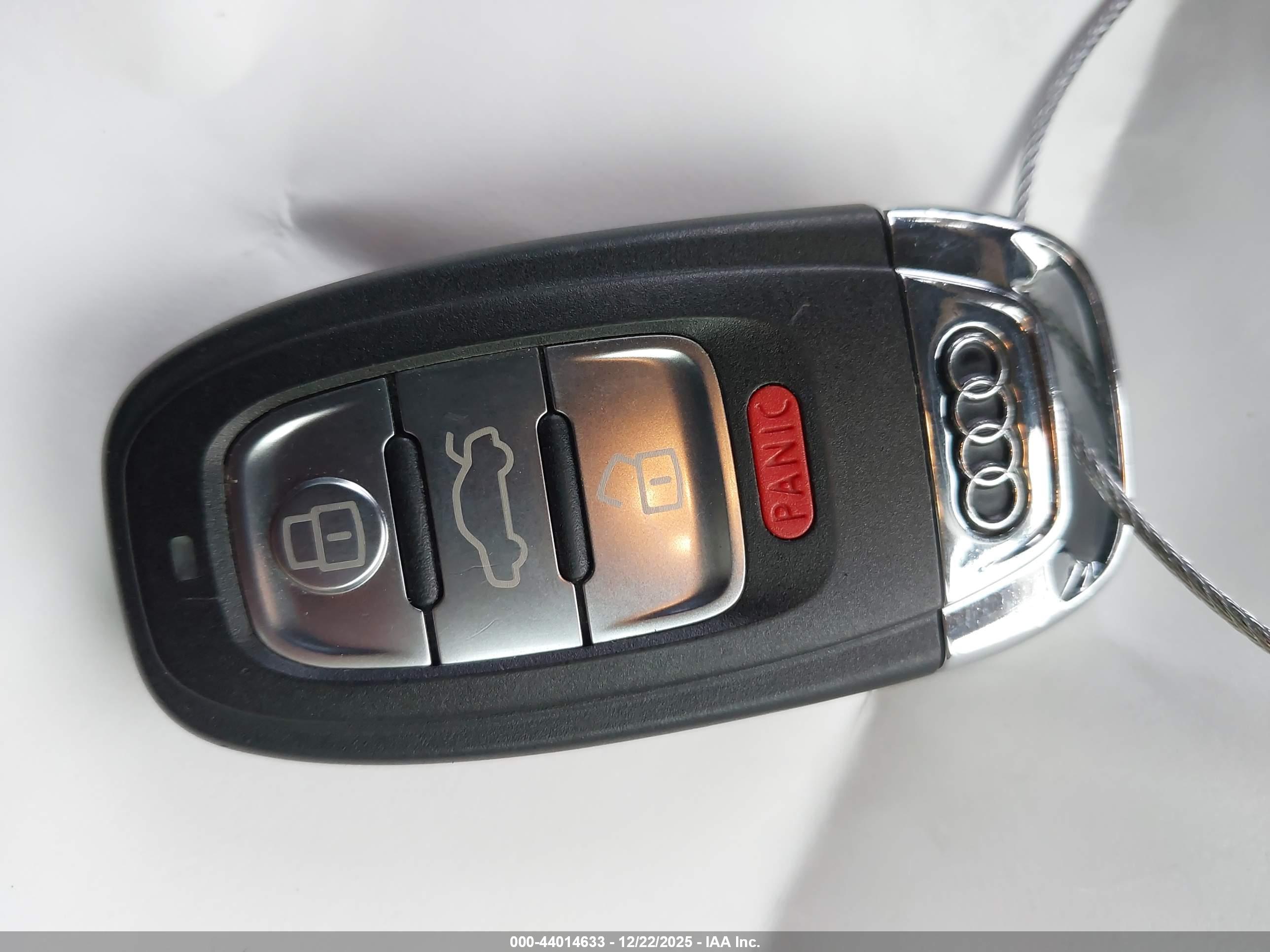AUDI A6 image 11