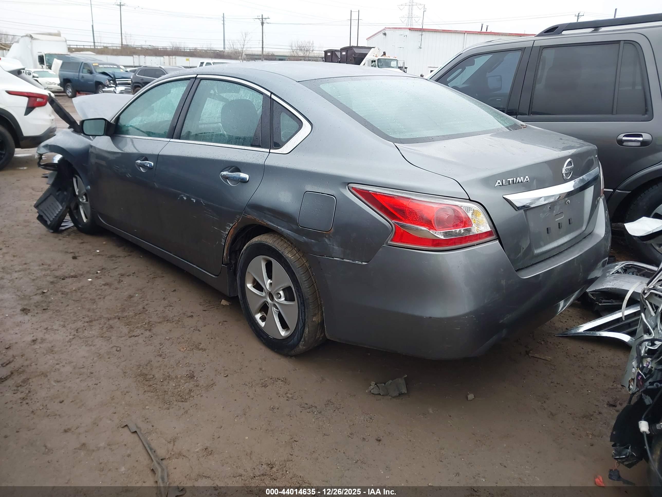 NISSAN ALTIMA image 3