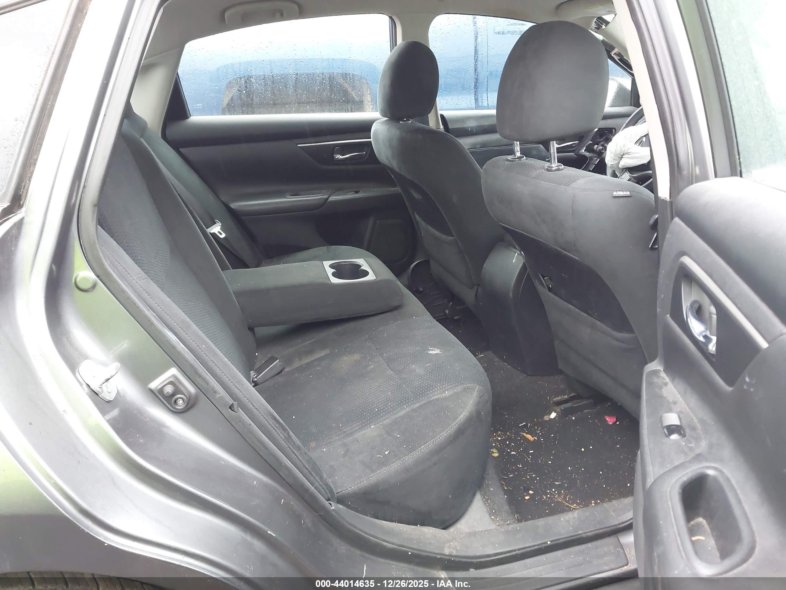 NISSAN ALTIMA image 8